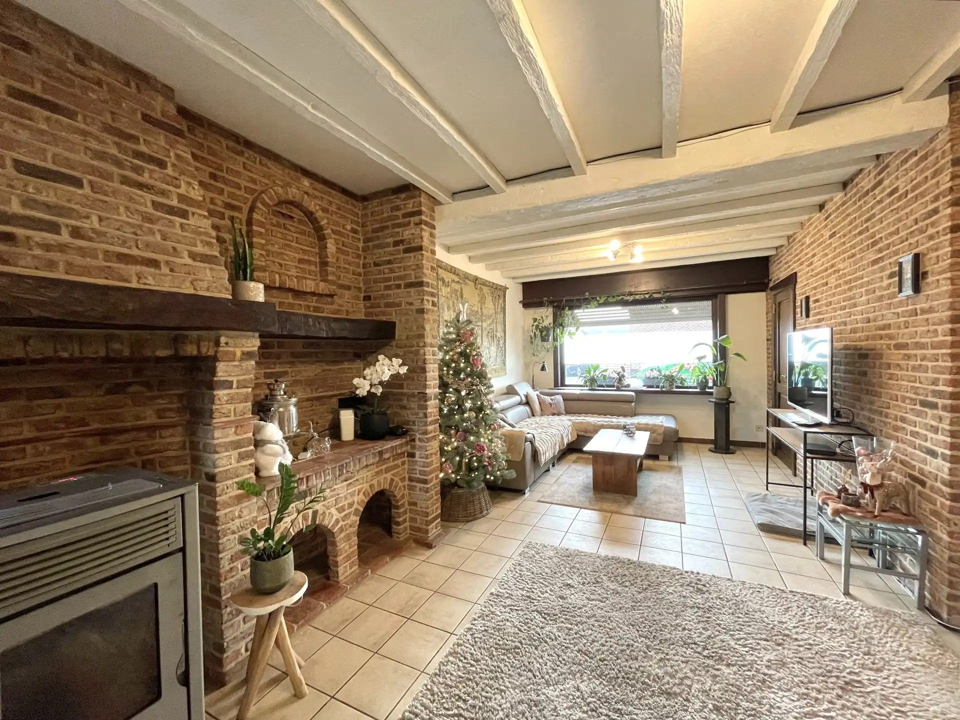 HOB |2 SLAAPKAMERS |TUIN | CARPORT | 515 m² foto 10