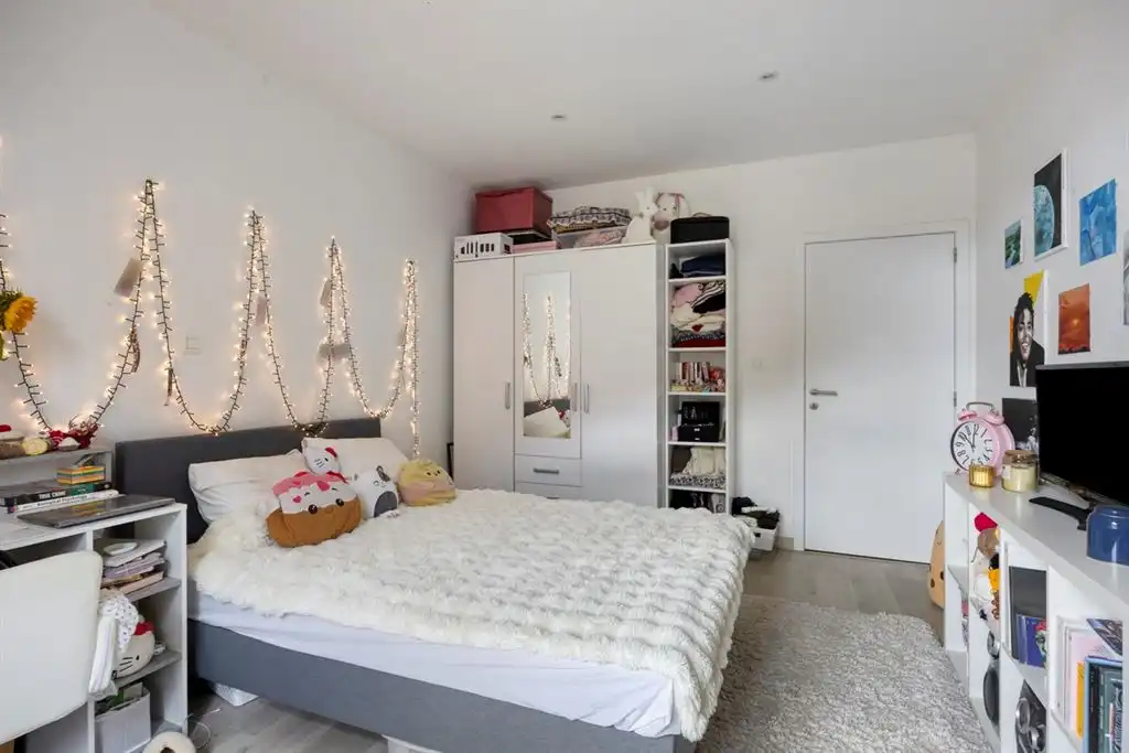 Prachtig gerenoveerde gezinswoning op een toplocatie foto 12