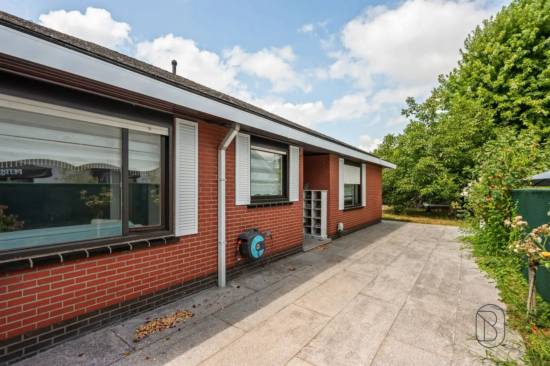 Instapklare woning met 3 slk in een rustige wijk foto 17