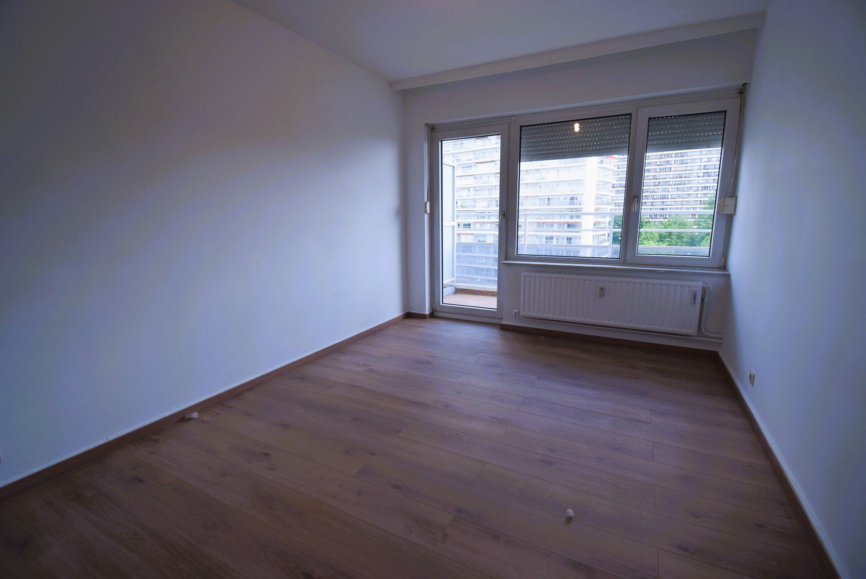 Gerenoveerd appartement 2 slaapkamers foto 11