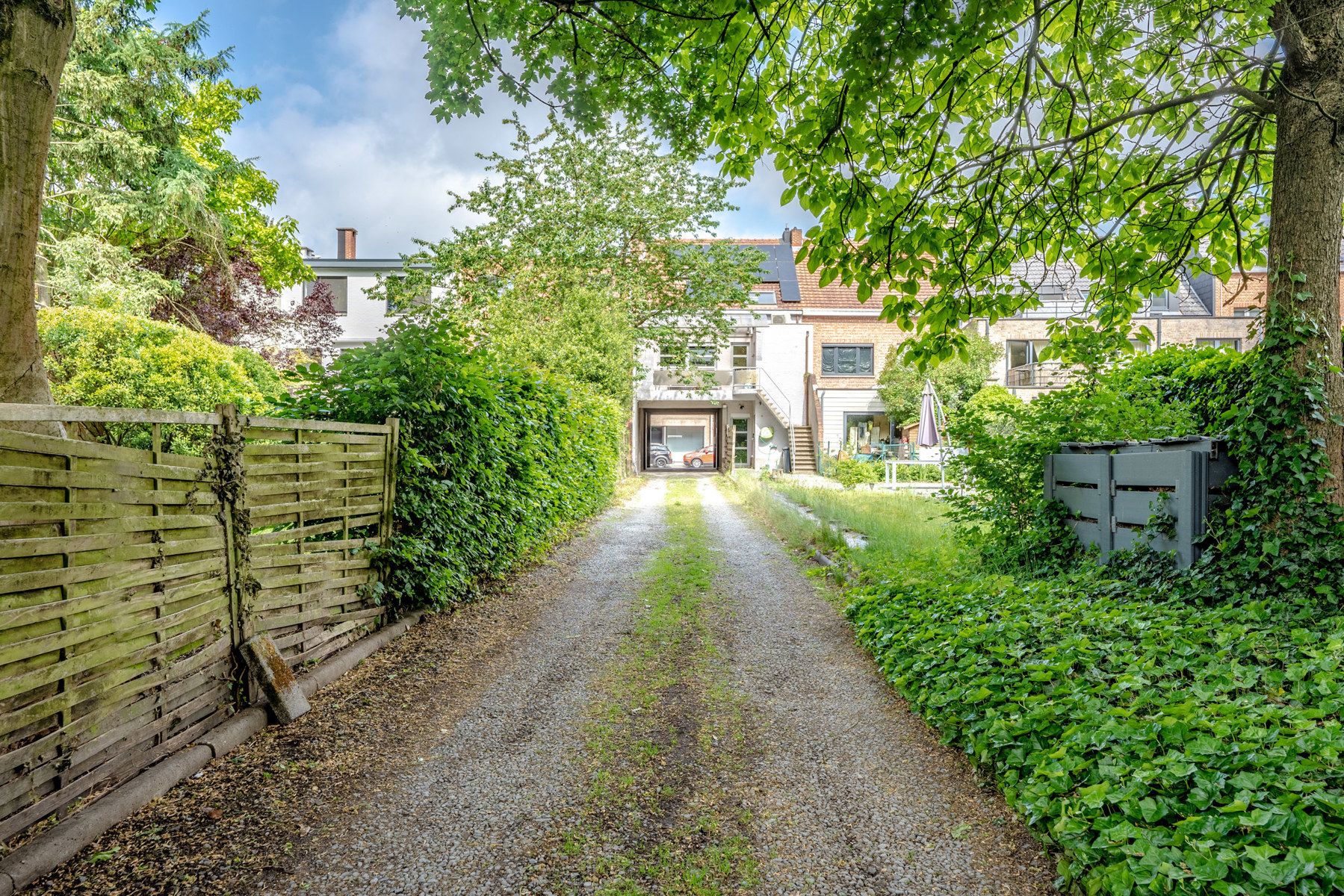 Instapklare bel-etagewoning met 2 slaapkamers, tuin en garagebox! foto 23
