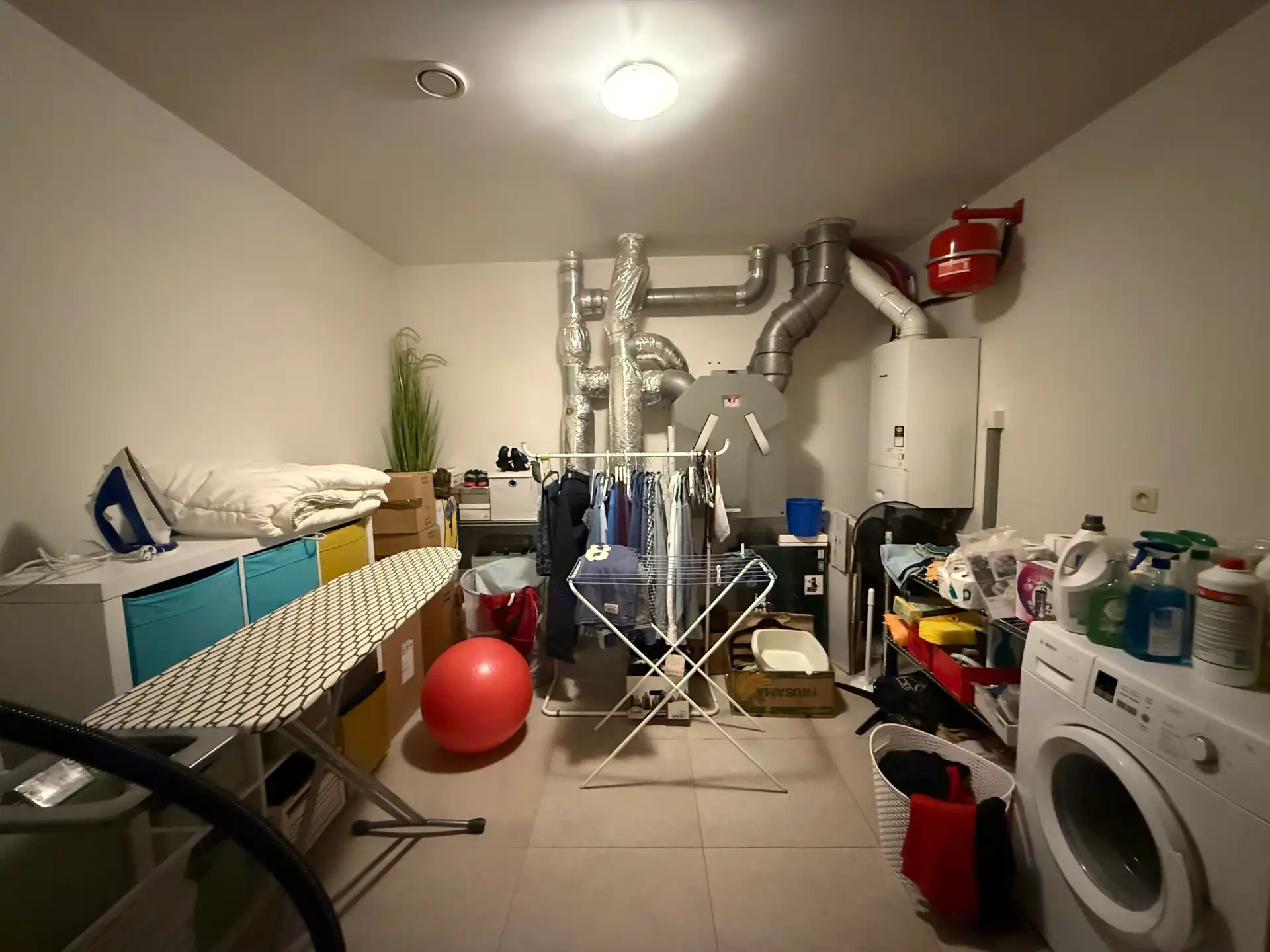LEDE - Ruime, recente woning in de dorpskern. foto 14