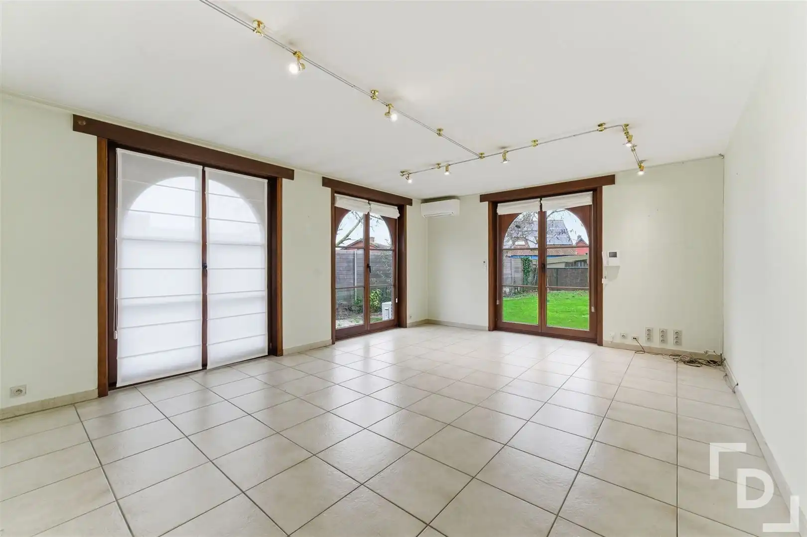 Ruime en energiezuinige villa te koop in Poperinge foto 30