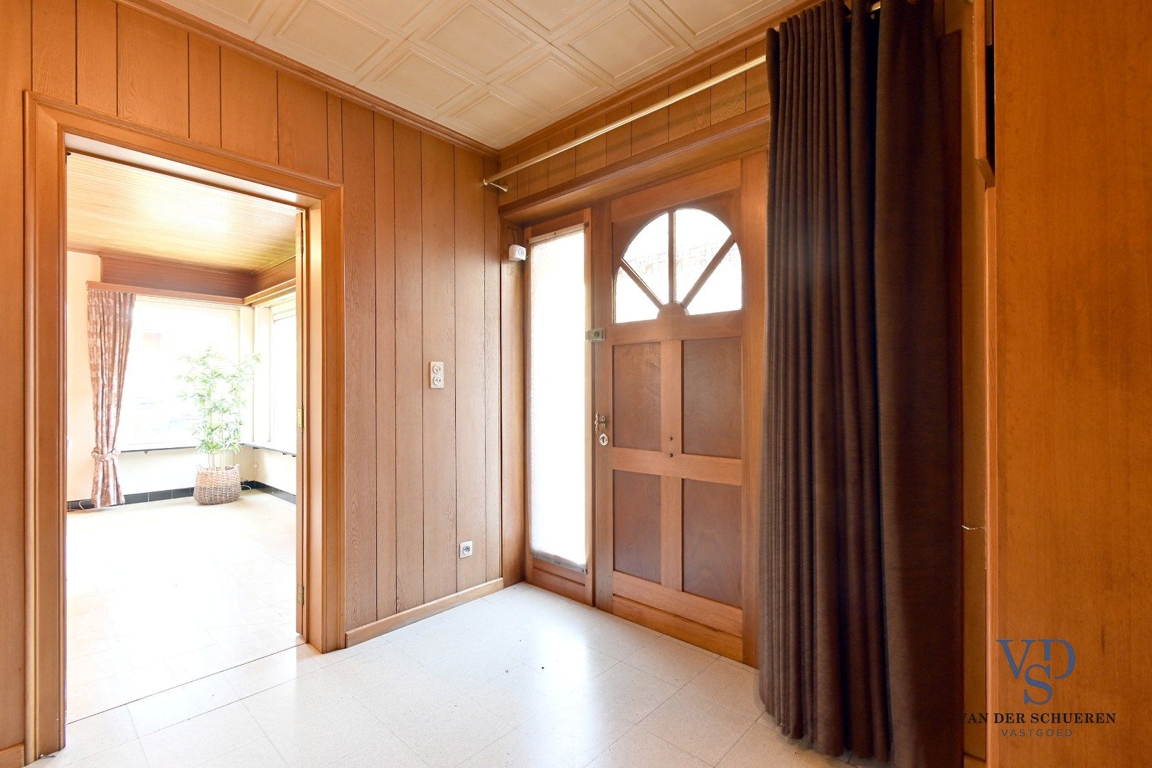 Te renoveren halfopen bebouwing in Deurle foto 2