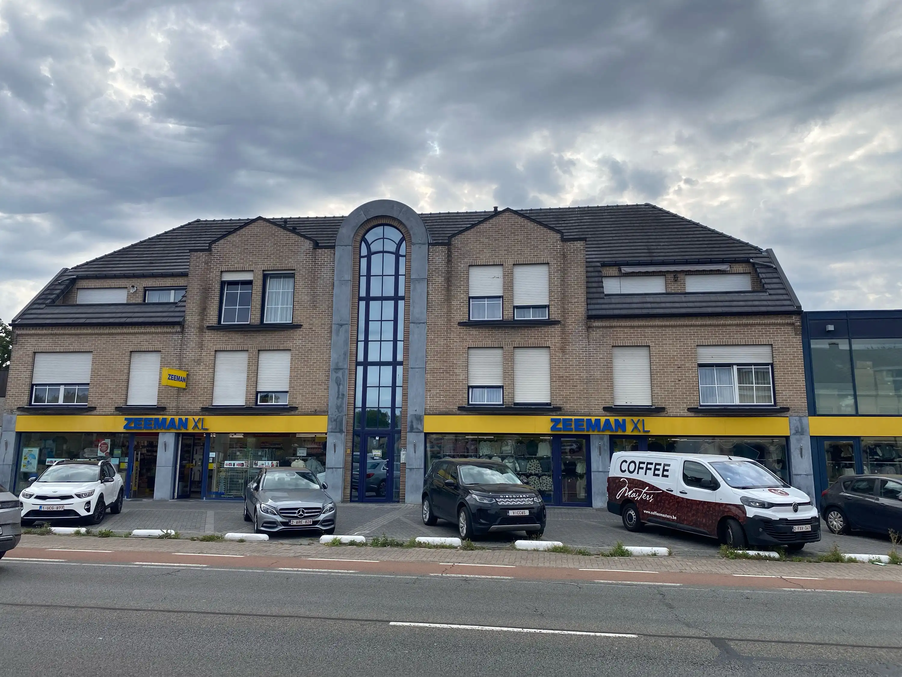 Ruim handelspand - verhuurd aan Zeeman foto 5