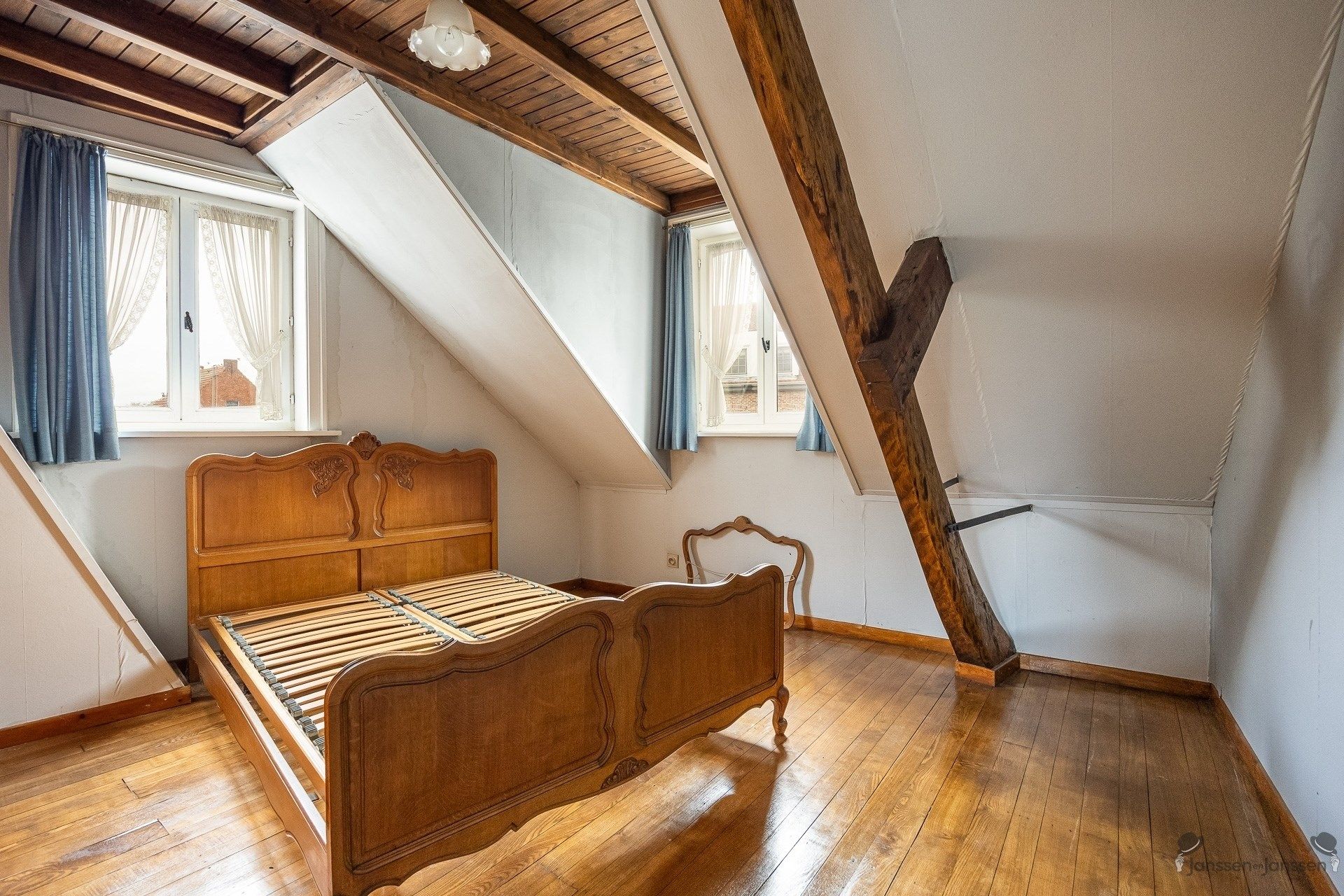 Authentieke woning met karakter in het hart van Sint-Lenaarts foto 19