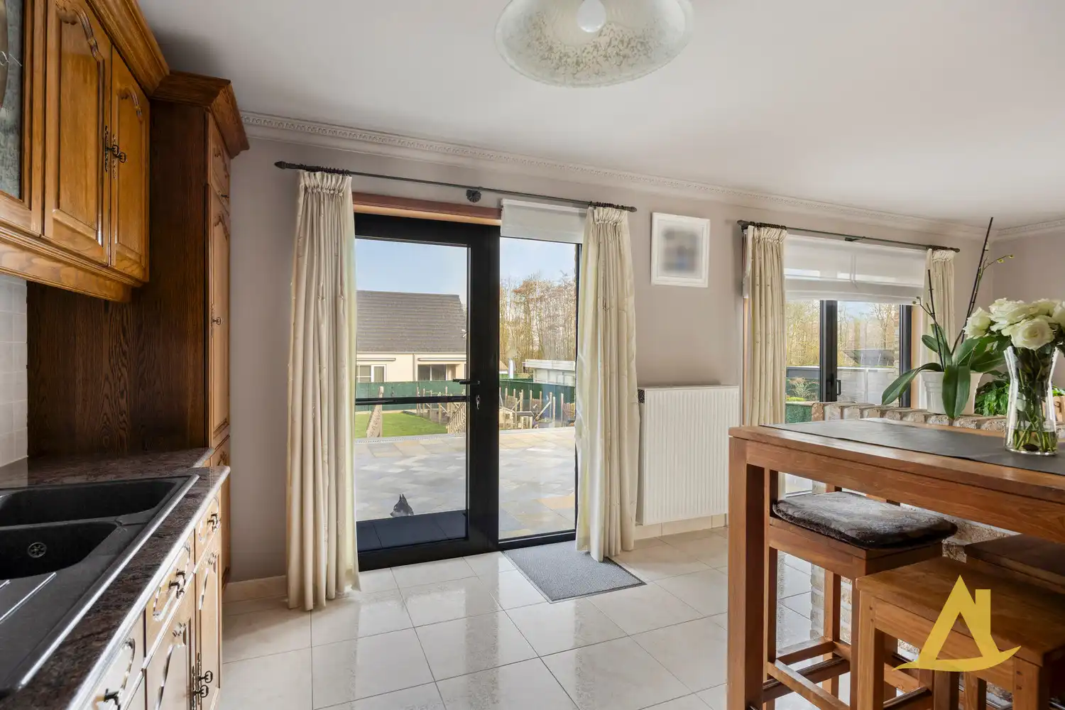 PRACHTIGE WONING IN LANDELIJKE STIJL TE LOKSBERGEN! foto 11