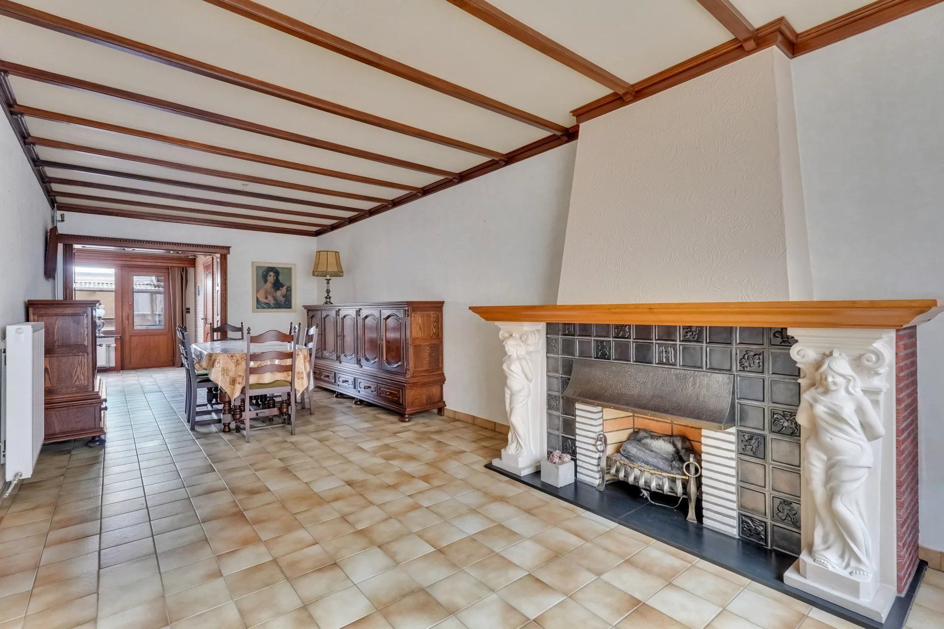 Verzorgde rijwoning nabij het centrum foto 4