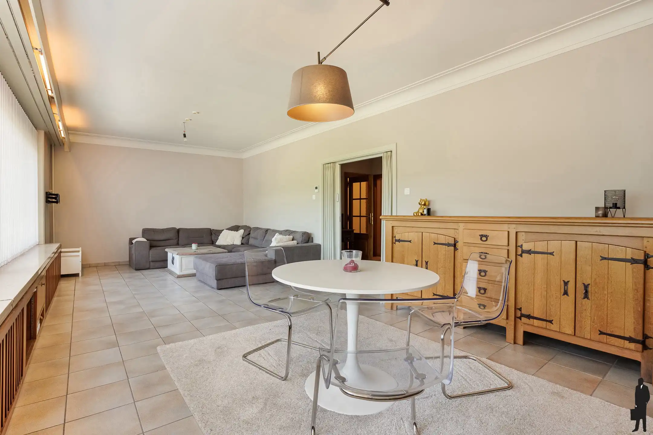 Ruime woning met 5 slpk, zonnige tuin & tal van mogelijkheden foto 11