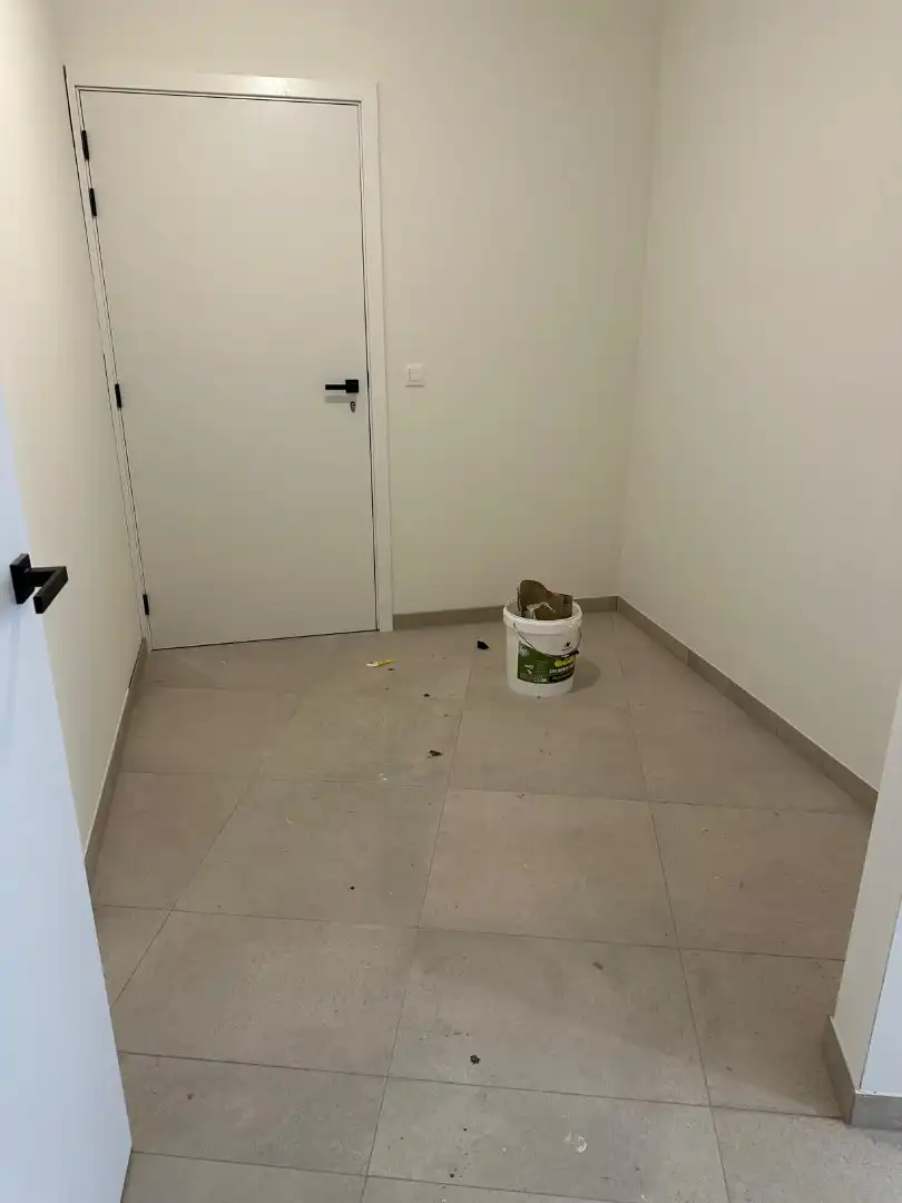 Appartement te huur op 1ste verdiep  foto 2