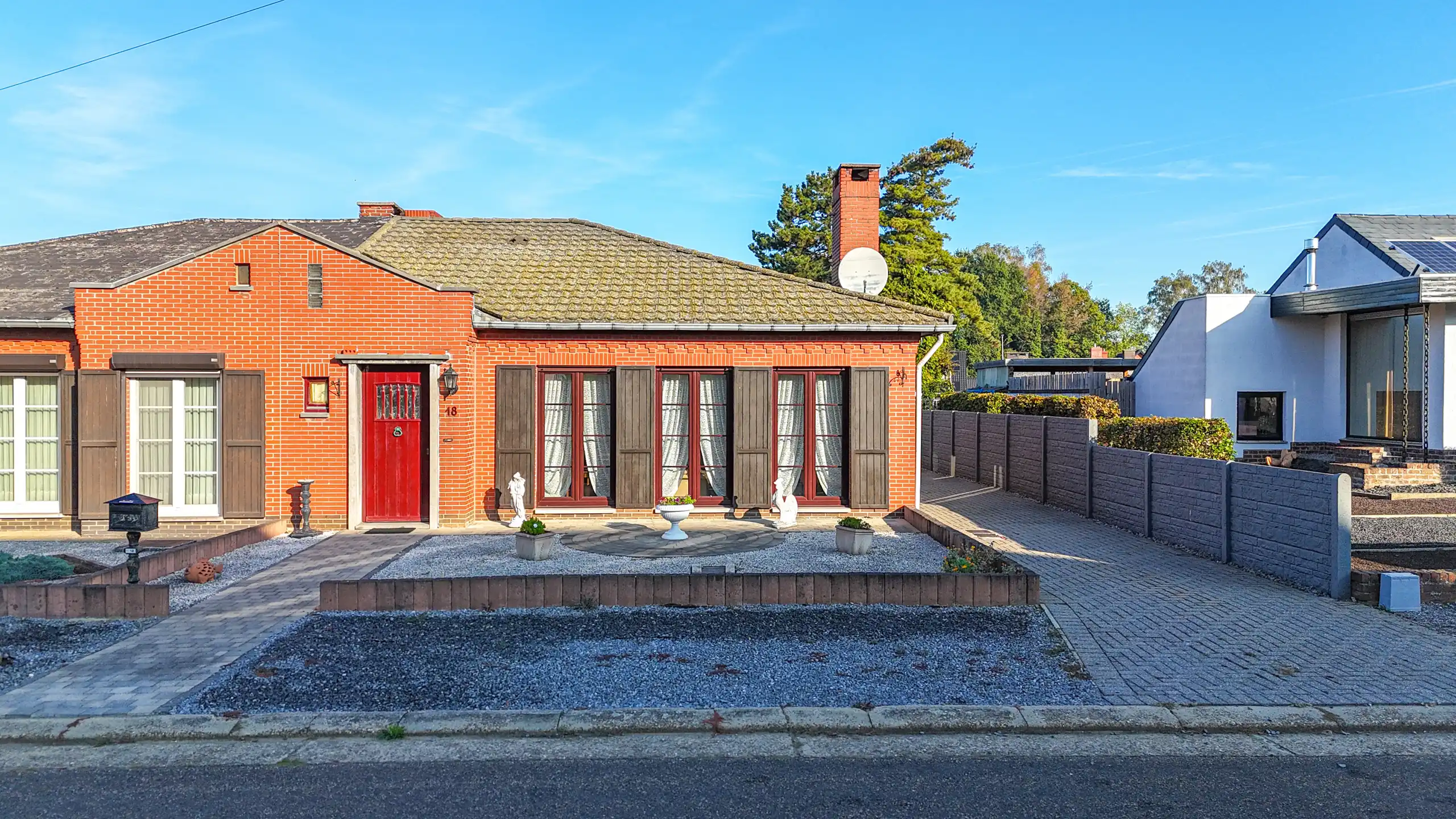 Gelijkvloerse woning met 3 slpks en grote garage te Heusden! foto 27