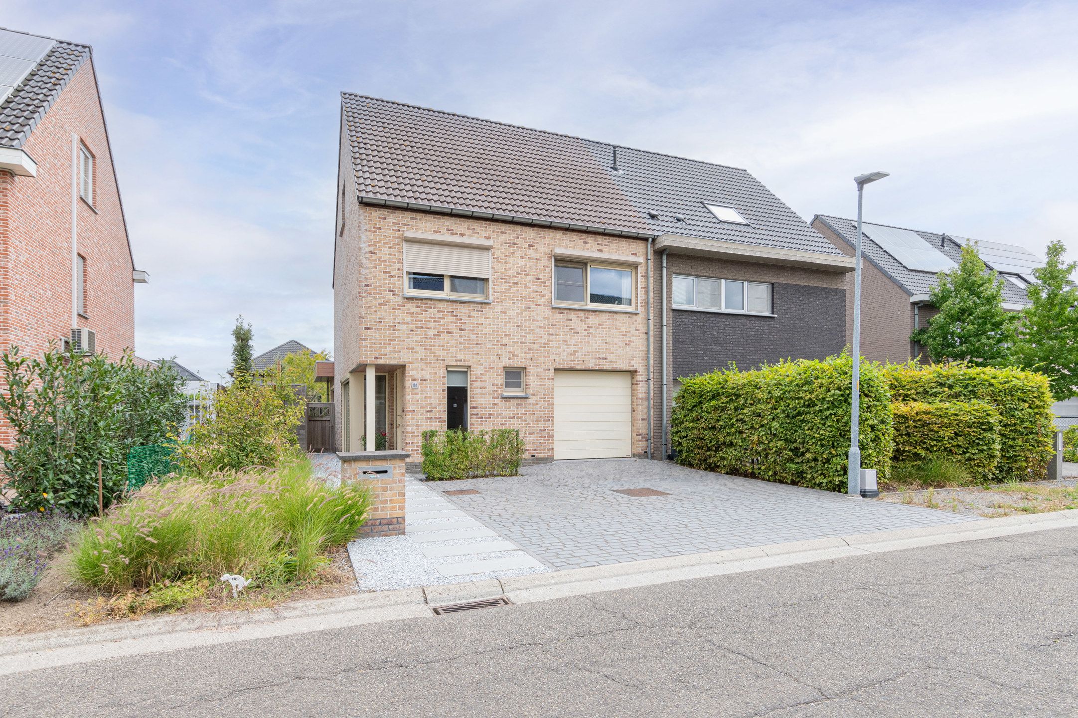 ()=>{if(producerUpdateValueVersion(node),producerAccessed(node),node.value===ERRORED)throw node.error;return node.value} Weerstanderslaan 31 - 2830 Willebroek