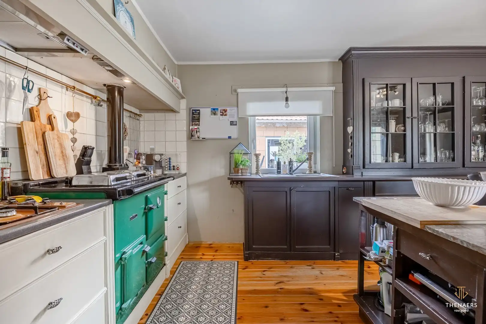 Karaktervolle hoevewoning met 3 slaapkamers, gezellige binnenkoer en tuin op een perceel van 370 m². foto 11