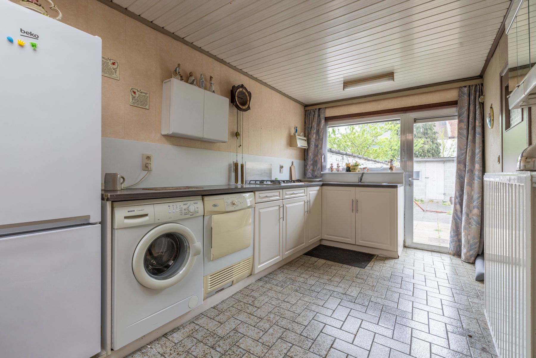 Te renoveren woning met 4 slpks en stadstuin in Gentbrugge  foto 5