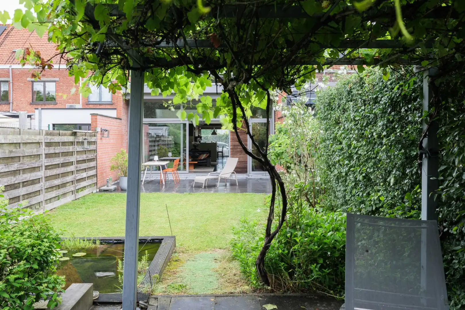 Instapklare woning met overvloedig licht en prachtige tuin foto 20