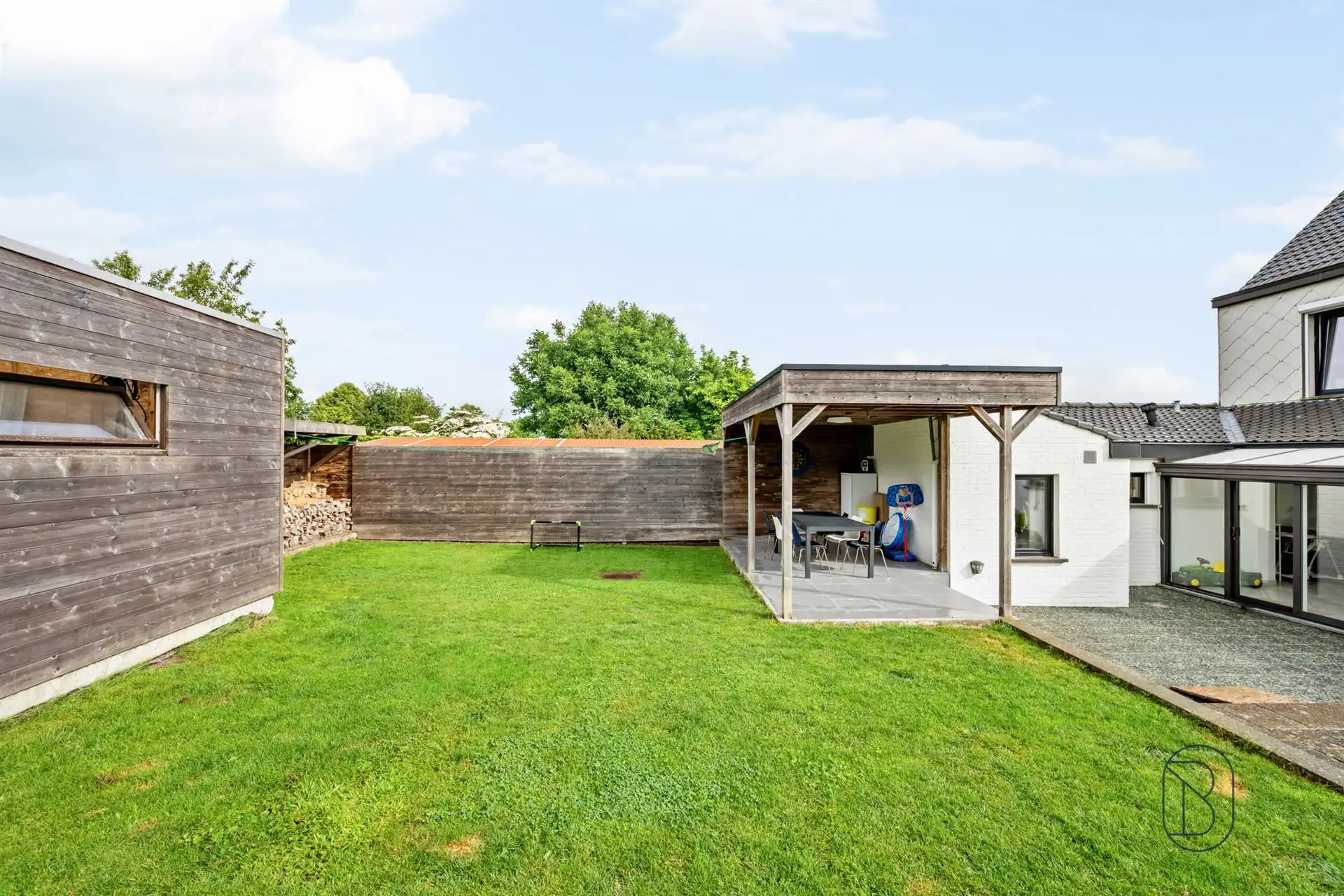 Instapklare woning aan de voet van het Kluisbos foto 28