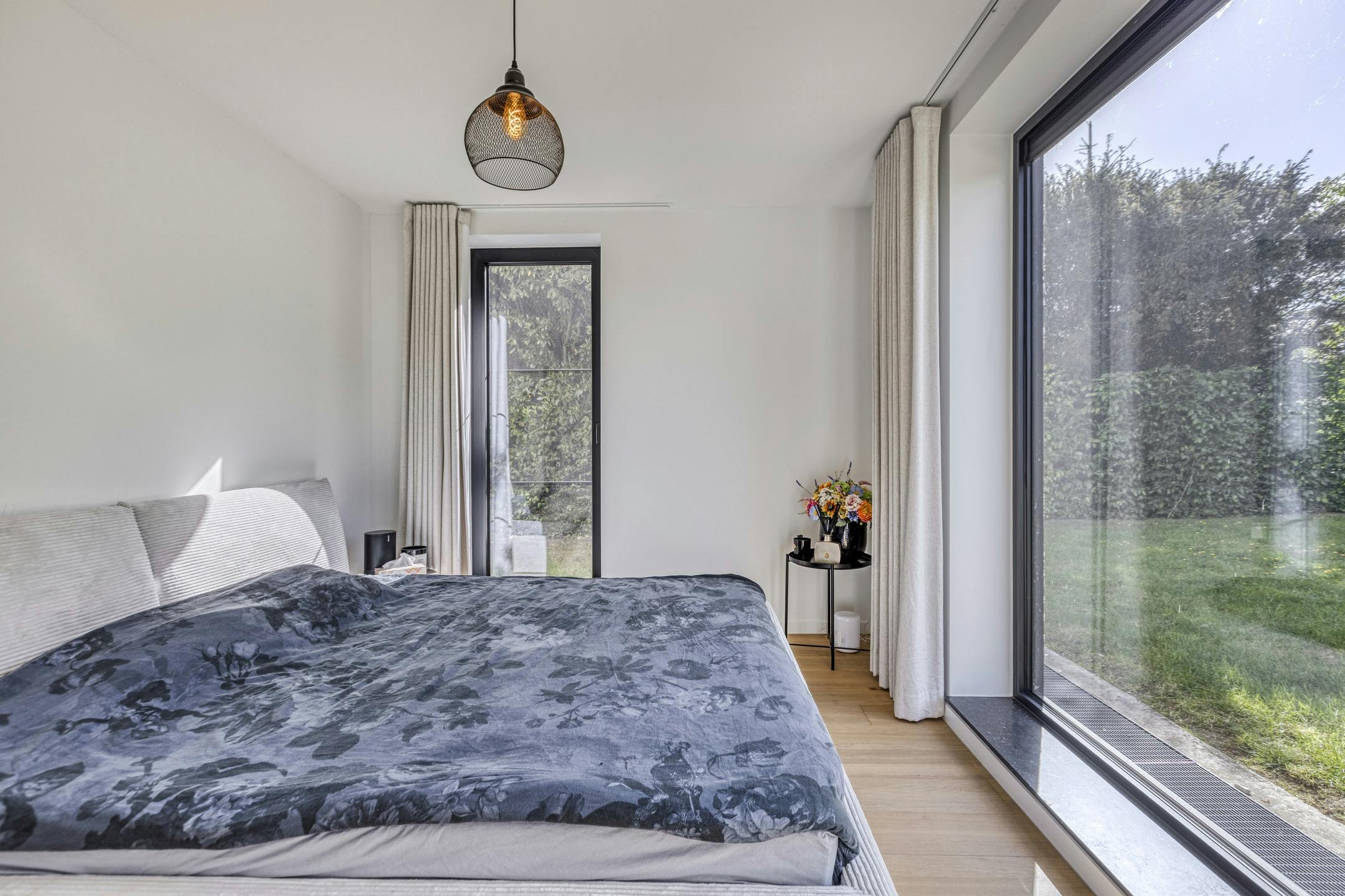 Lichtrijk & Luxueus gelijkvoersappartement in Genk foto 11