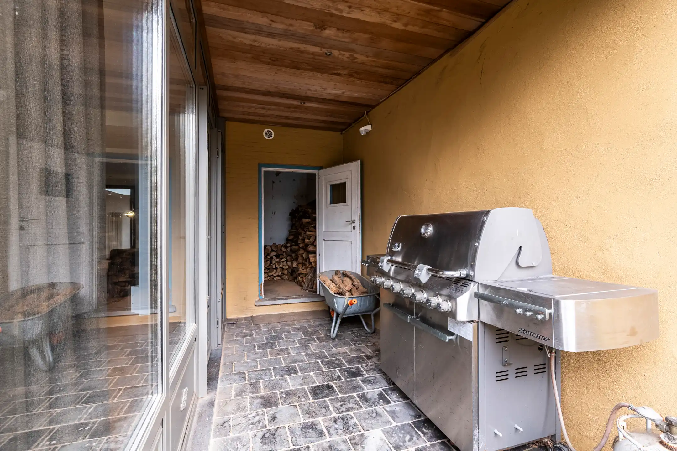 Gerenoveerd burgerhuis anno 1850 met binnentuin en patio foto 45