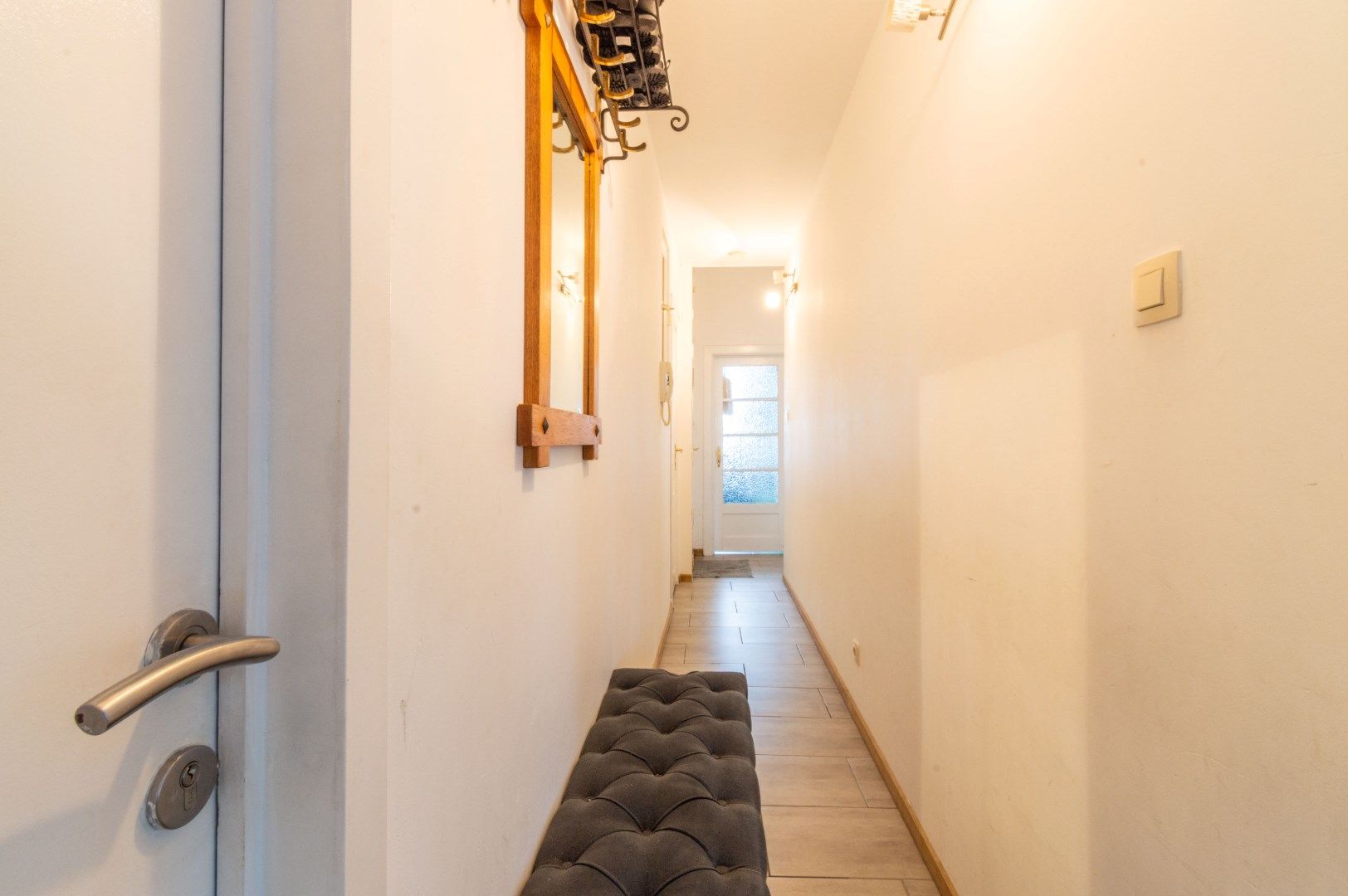 Instapklaar appartement met 2 slaapkamers ! foto 7