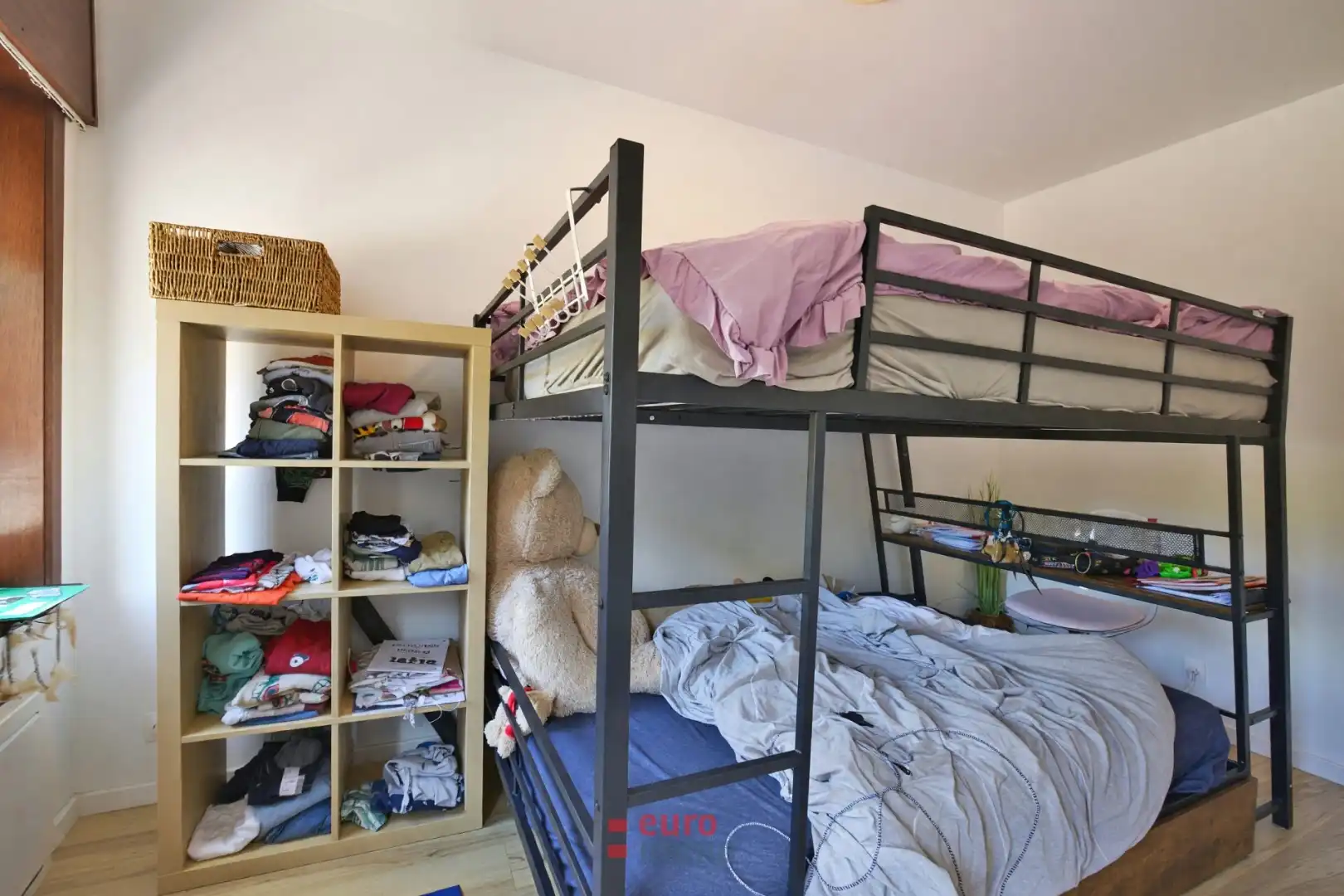 Héél charmante, gesloten woning met 3 slaapkamers én garage te koop in De Panne! foto 15
