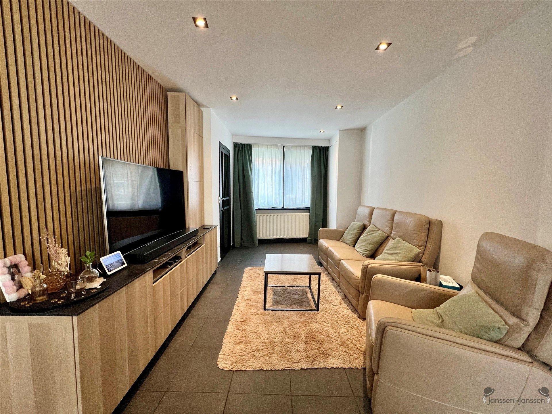 Gezellige woning met 4 slpk en tuin foto 2
