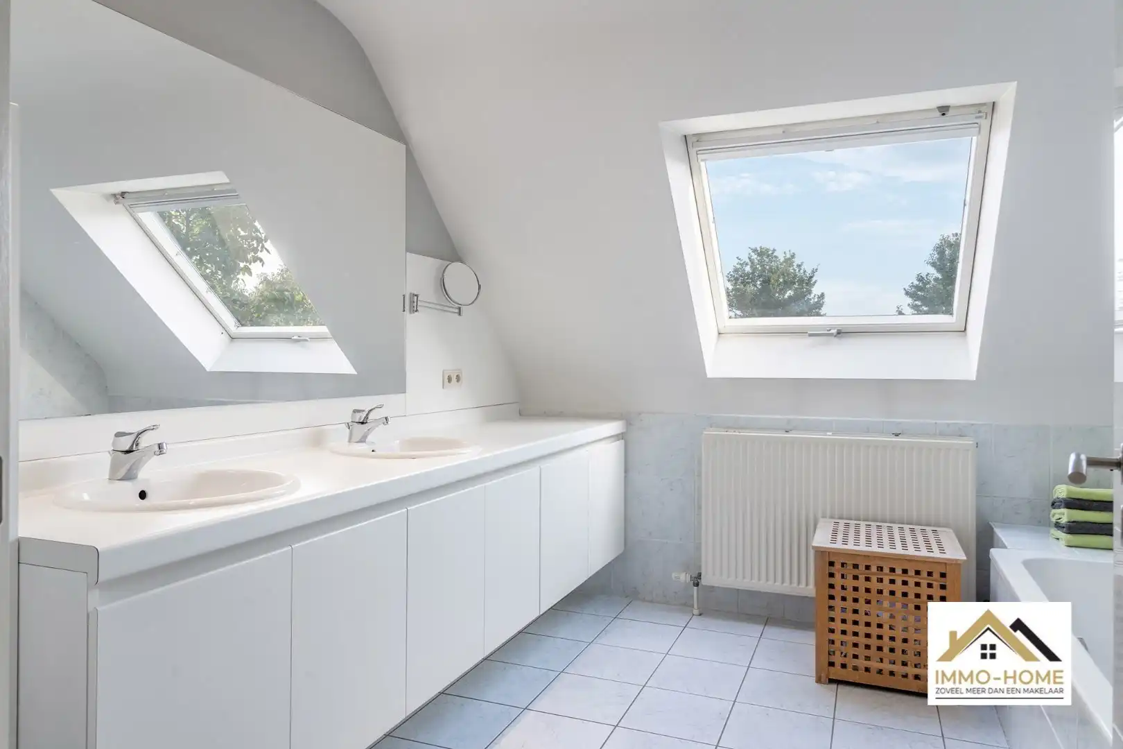 Prachtige woning met breed uitzicht op de tuin foto 18