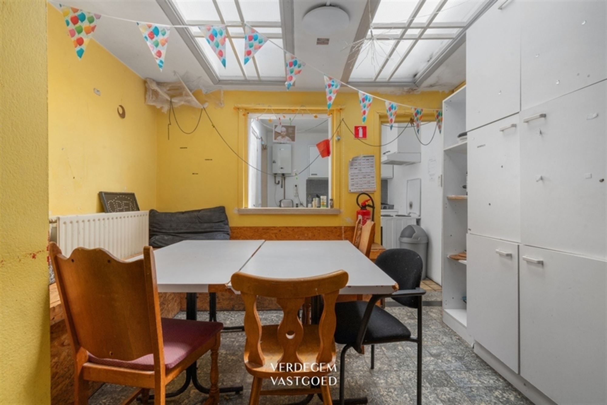 Opbrengsteigendom met 15 studentenkamers foto 17