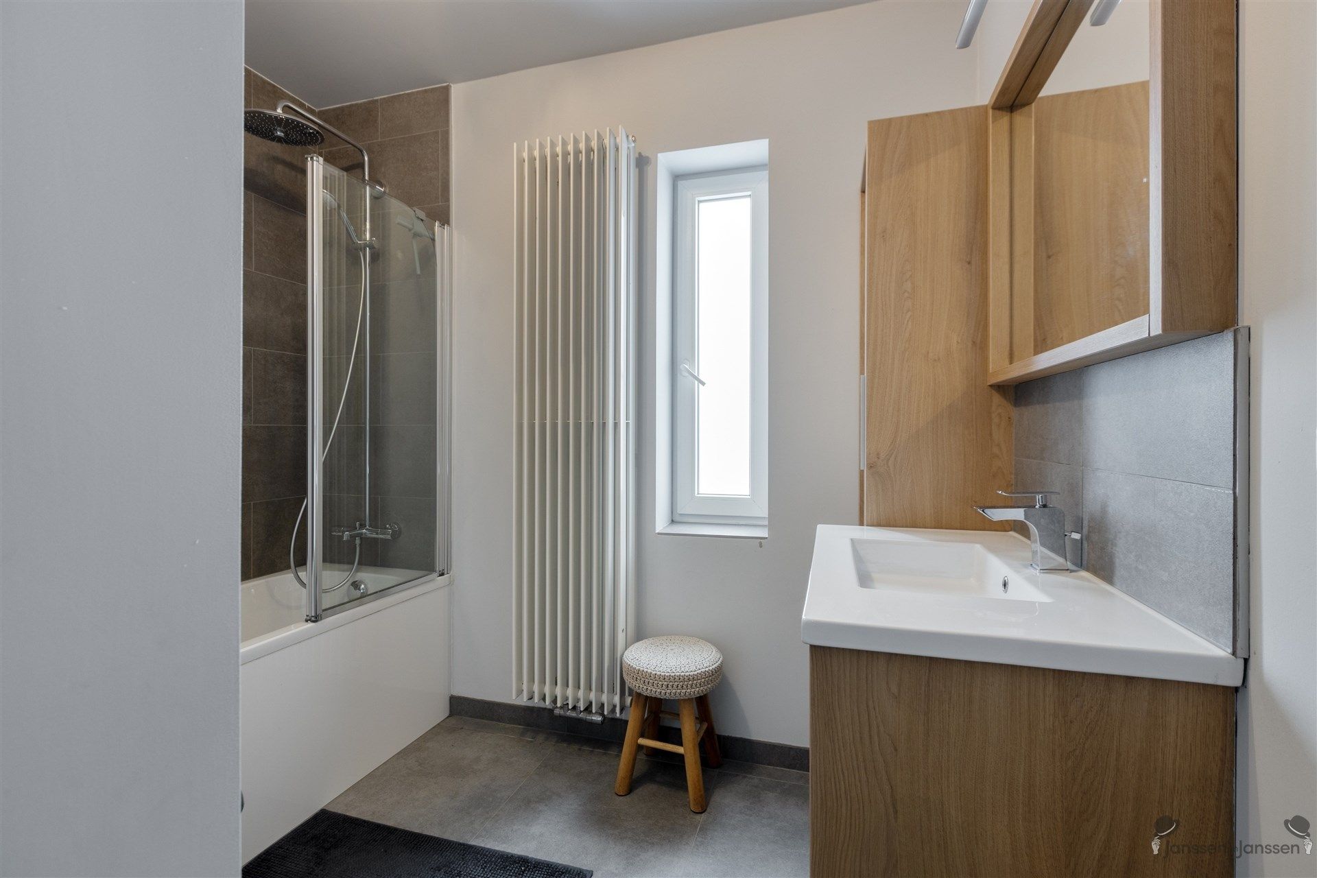 Instapklare gezinswoning met tuin, garage en energiezuinige voorzieningen foto 9