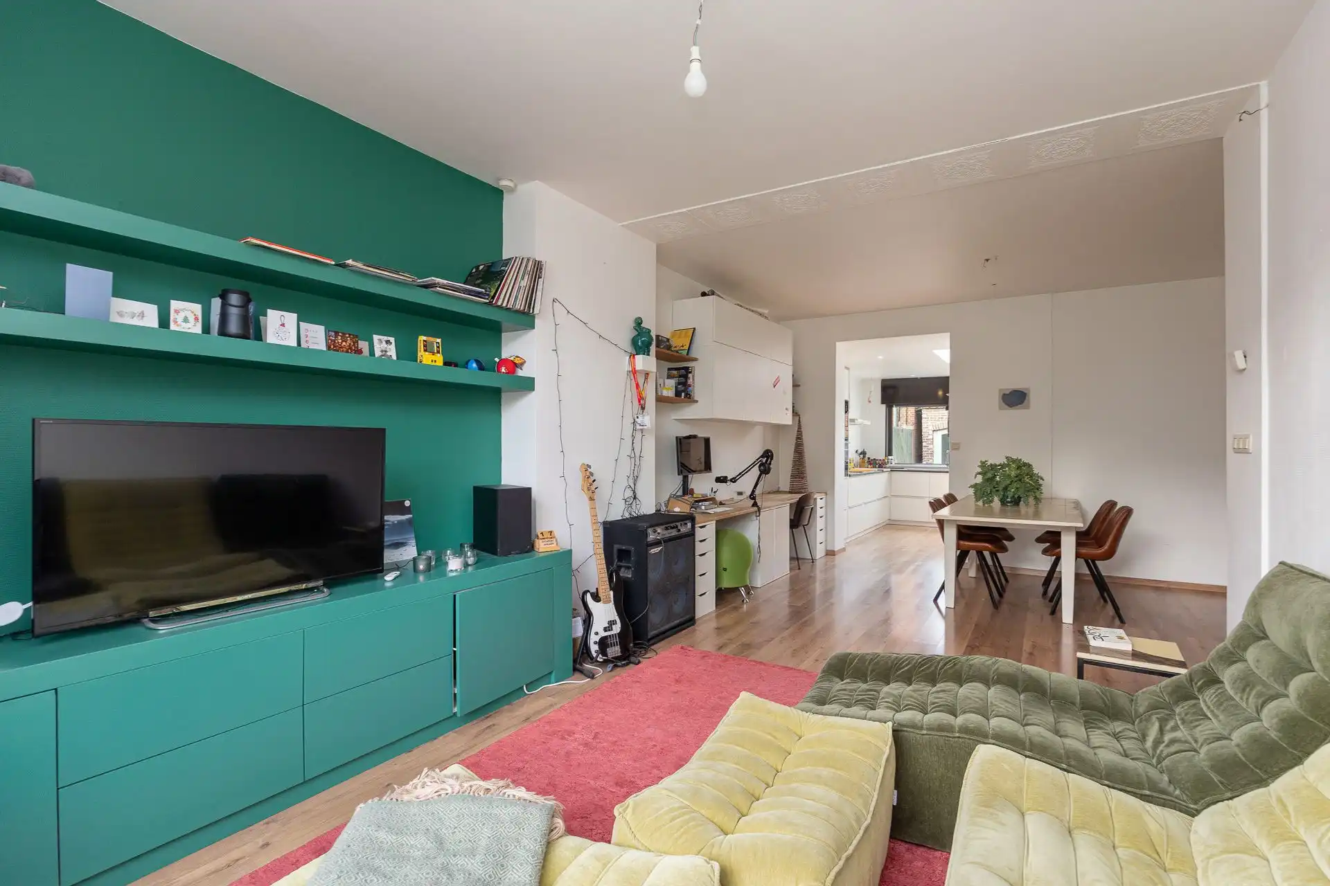 Sfeervolle gezinswoning met zonnige tuin in Mortsel foto 6