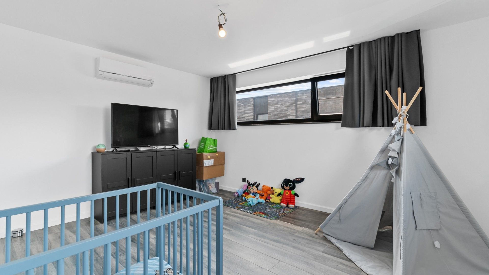 Hoogwaardig afgewerkte nieuwbouwwoning  met 4 slkprs in Opglabbeek foto 19