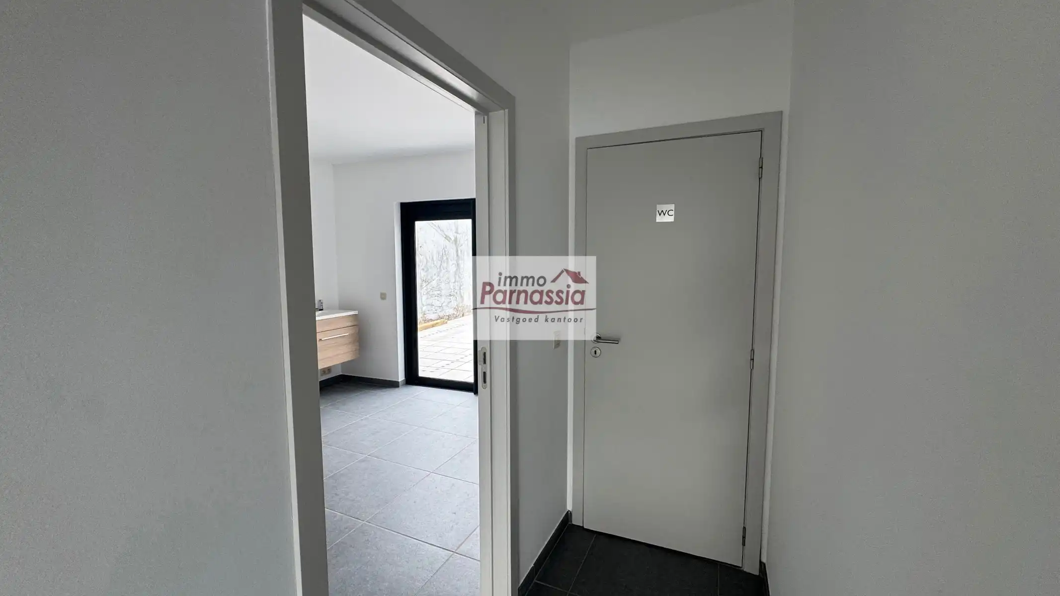 Commercieel te huur foto 14