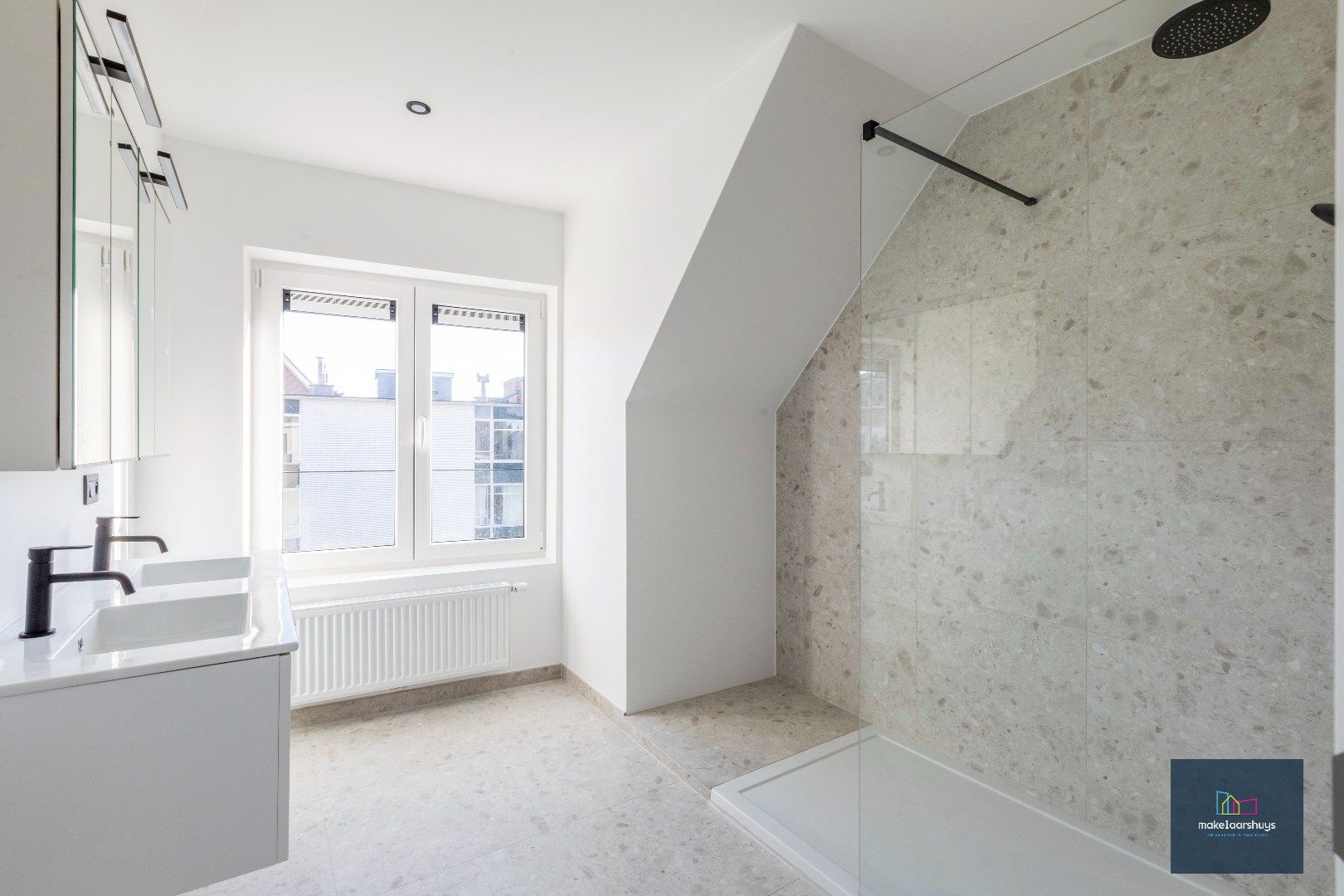 Penthouse met  3 slpk. en terras  nabij station Gent-Sint-Pieters foto 14