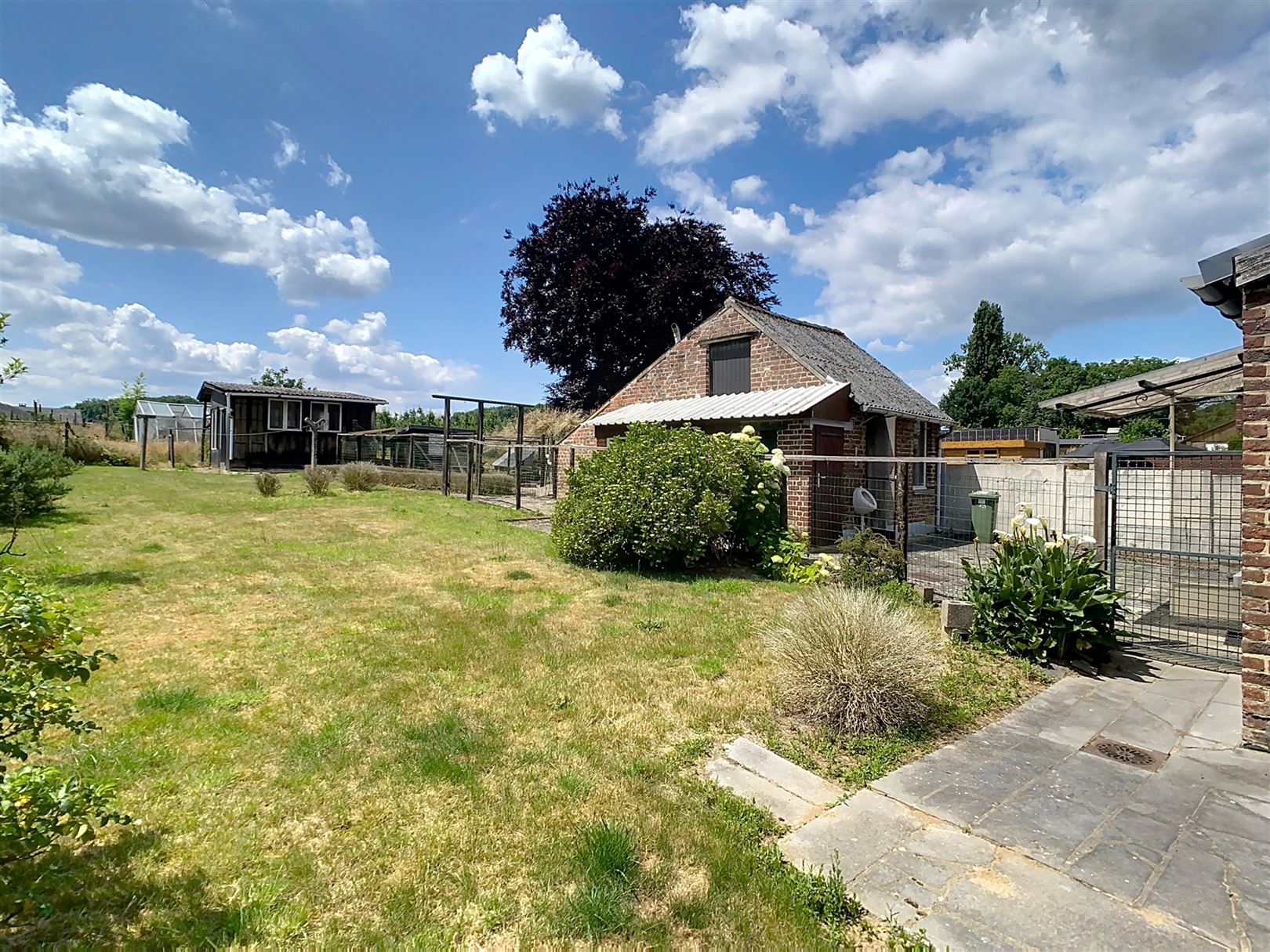 Op te frissen woning, 4 slpks, tuin, garage, 10 are foto 7
