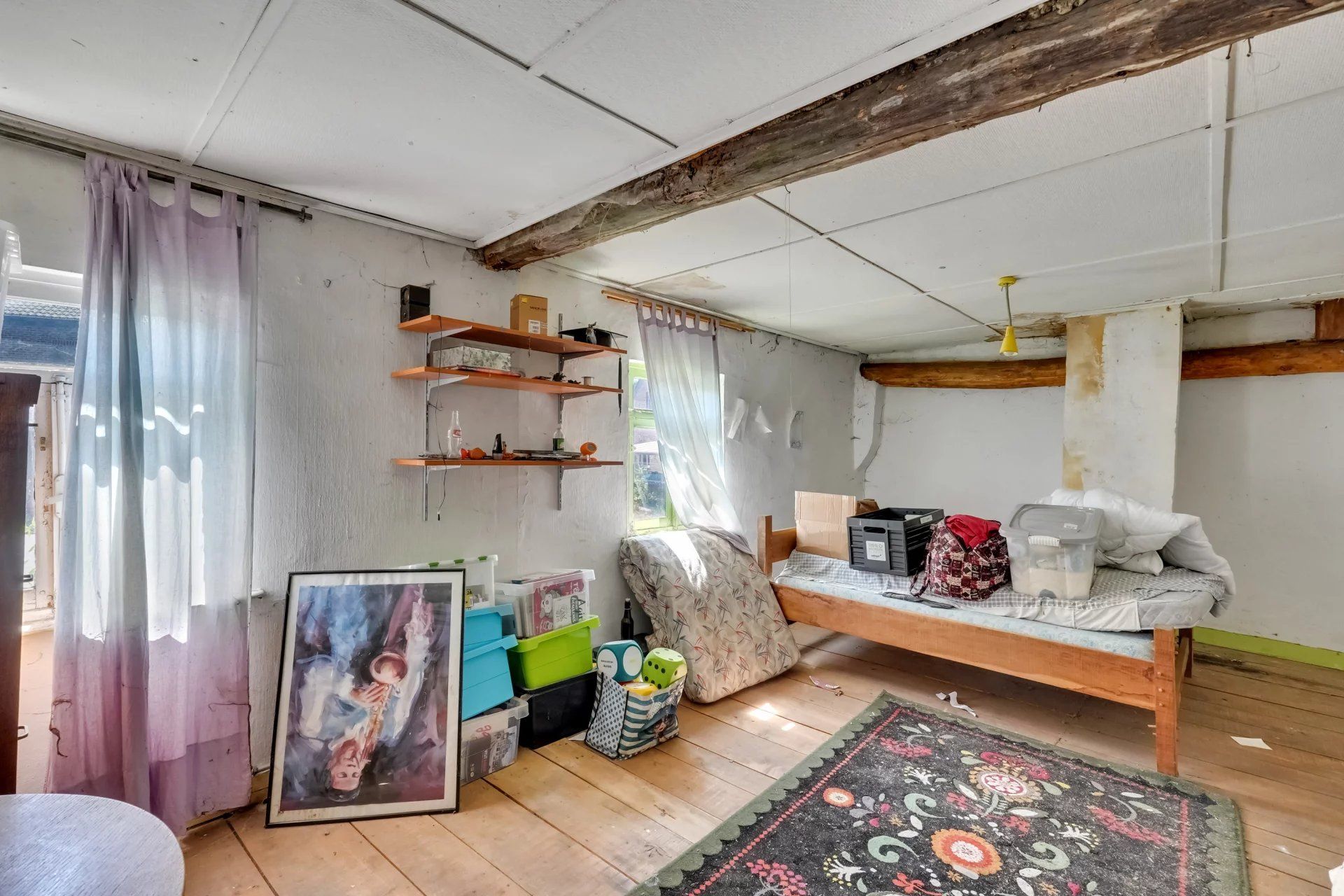 Te renoveren hoeve met binnenkoer en stallingen foto 7