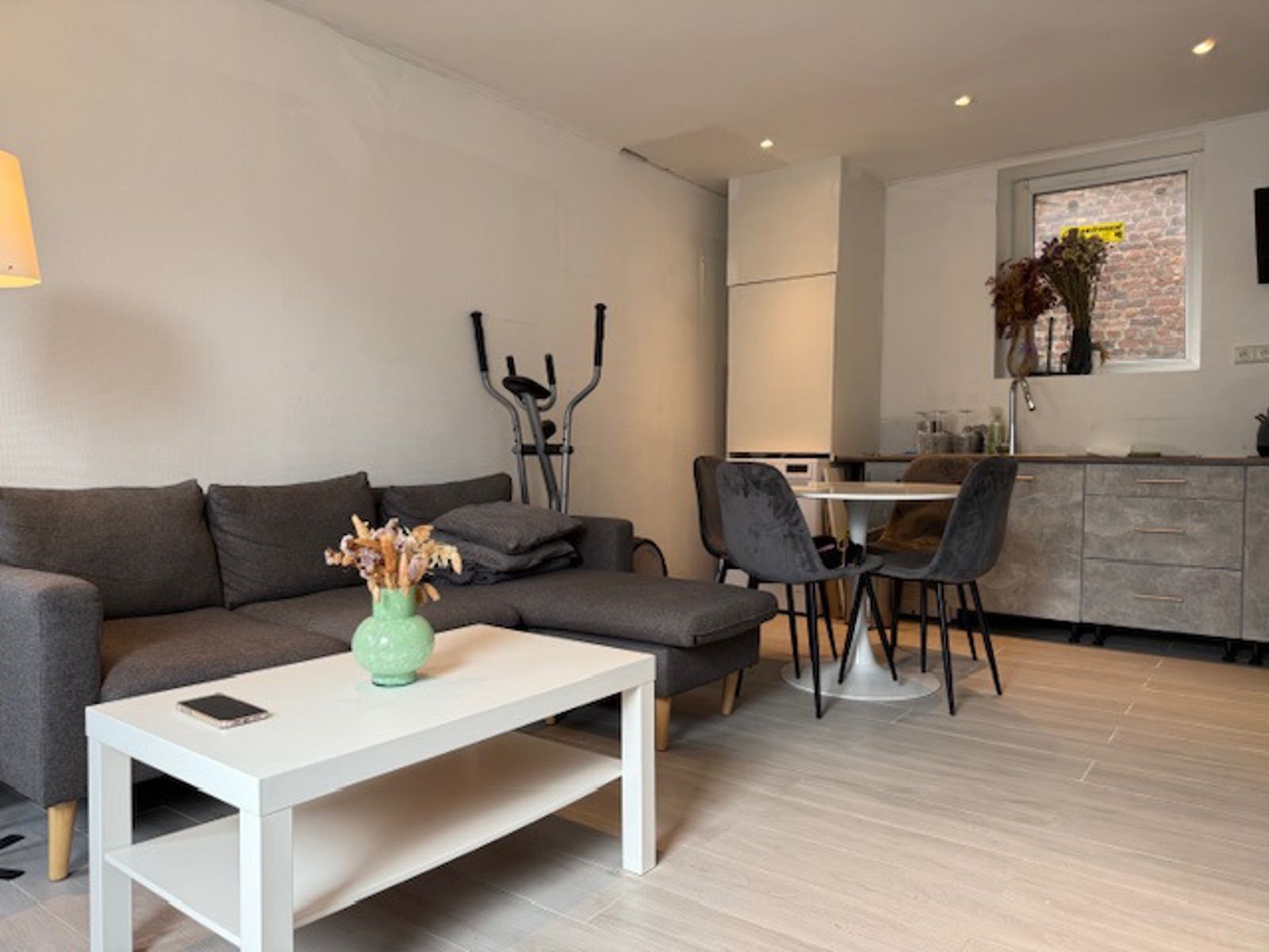 Gemeubeld huis te huur foto 3
