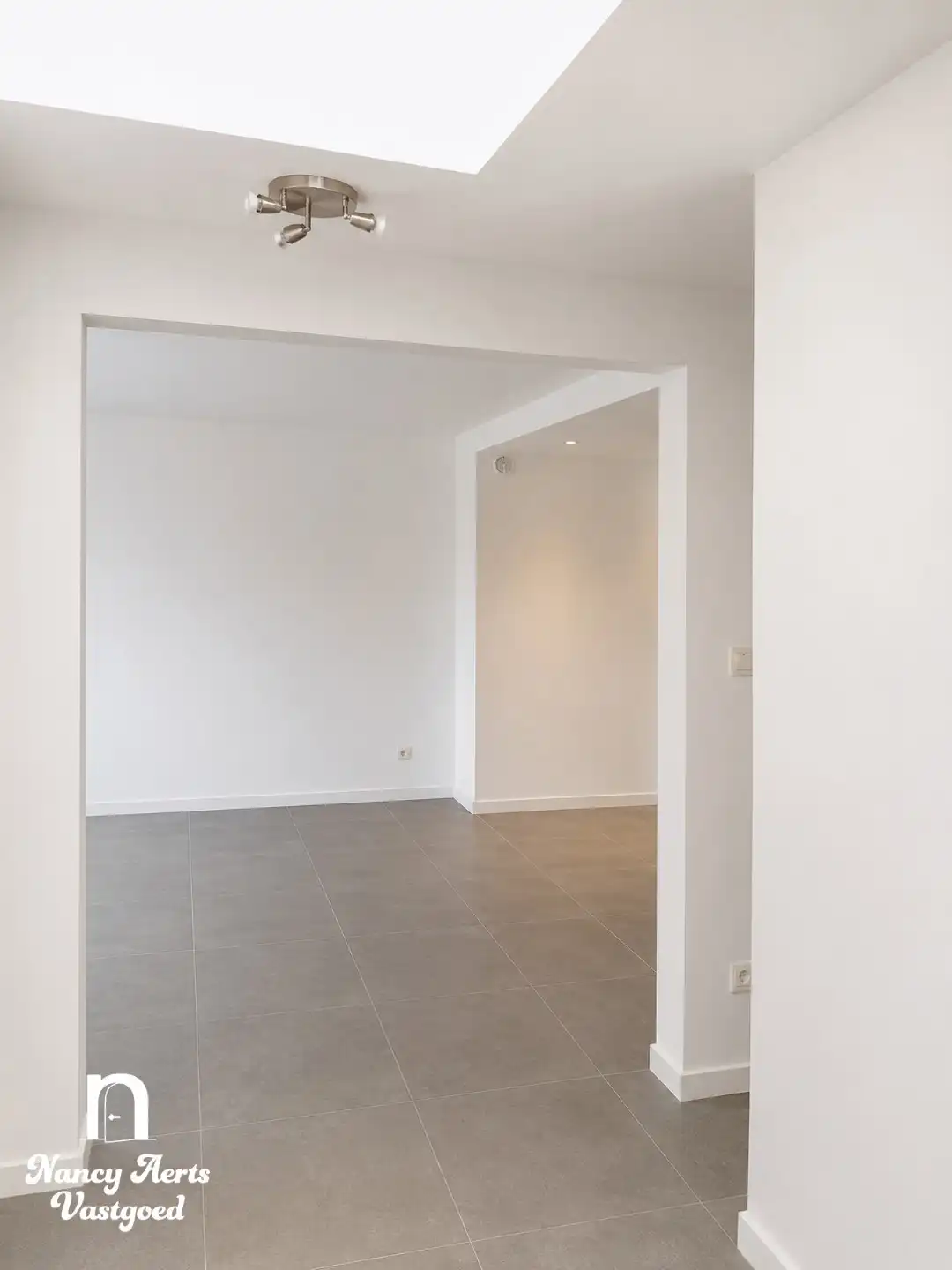 Instapklaar appartement met garage op centrale ligging foto 7