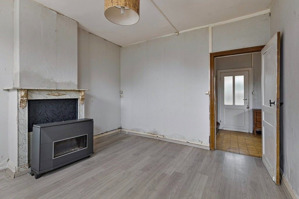 ALVERINGEM: Te renoveren/te slopen woonhuis "echt niet ver van de platse" met zongerichte tuin op 478m² grondoppervlakte. foto 8