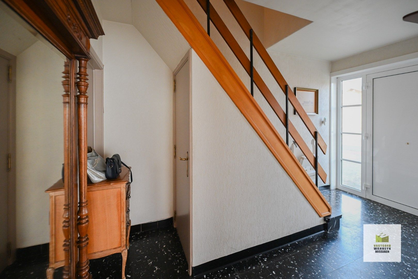 Rustig gelegen woning met 5 slaapkamers op 673m2 foto 16