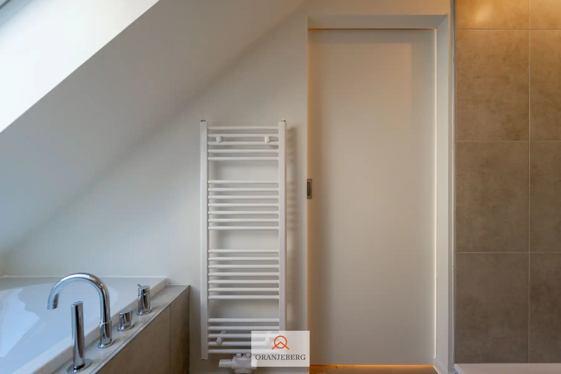 Prachtig ruime duplex in hartje Gent met zicht op water foto 29