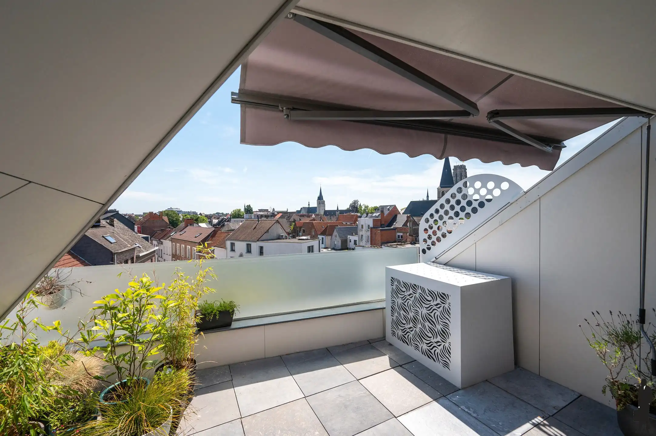 Prachtig appartement (155 m²) met 3 slaapkamers, bureau en terras in hartje Mechelen. foto 14