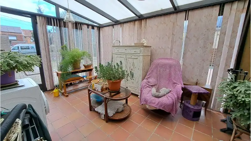 Vrijstaande 3-slaapkamerwoning met Tuin en 2 Garages te koop in Zedelgem foto 4
