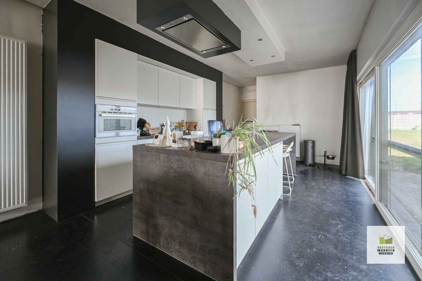 Ruime verder te renoveren gezinswoning met grote garage (48 m2) op 510 m2 foto 10