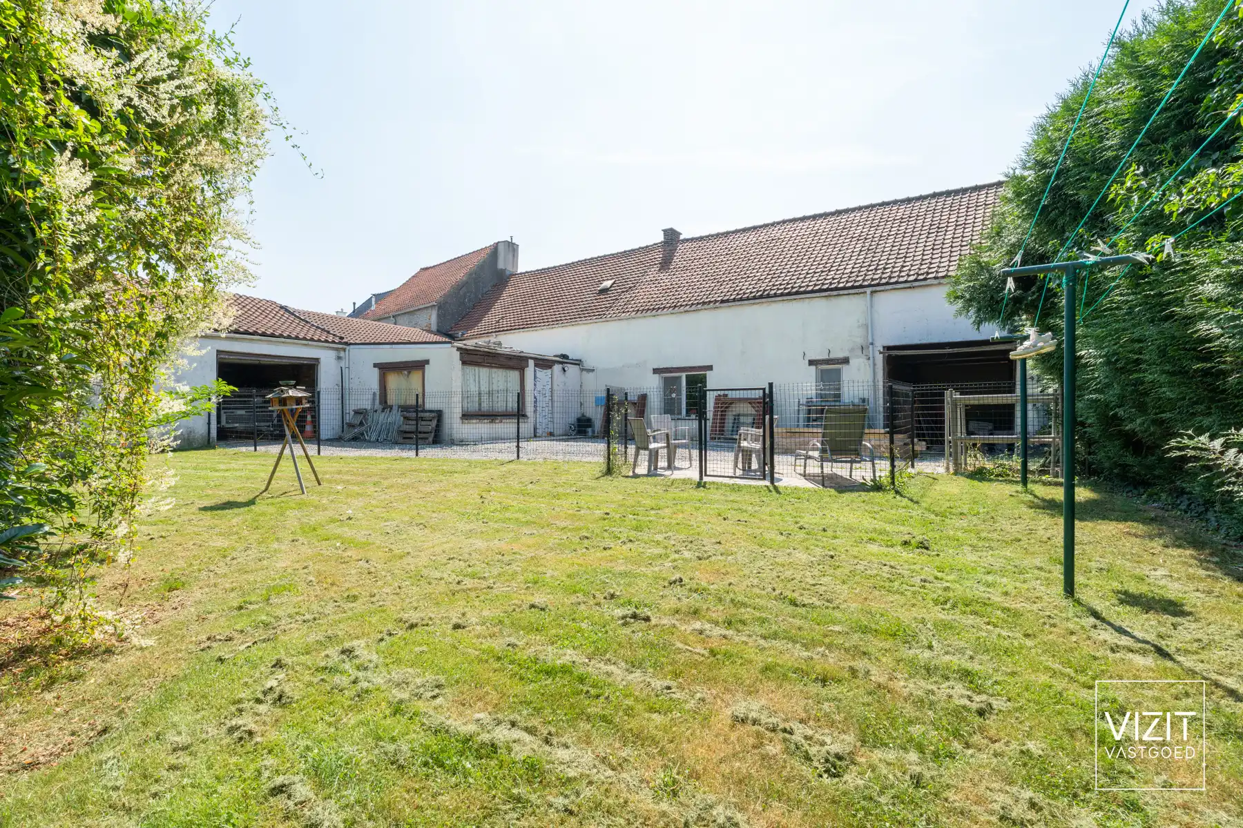 Te renoveren woning met diverse mogelijkheden! foto 19