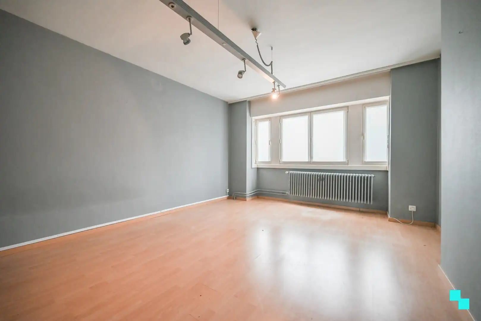 Ruime woning met polyvalente ruimte, garage en tal van mogelijkheden in Emelgem foto 26