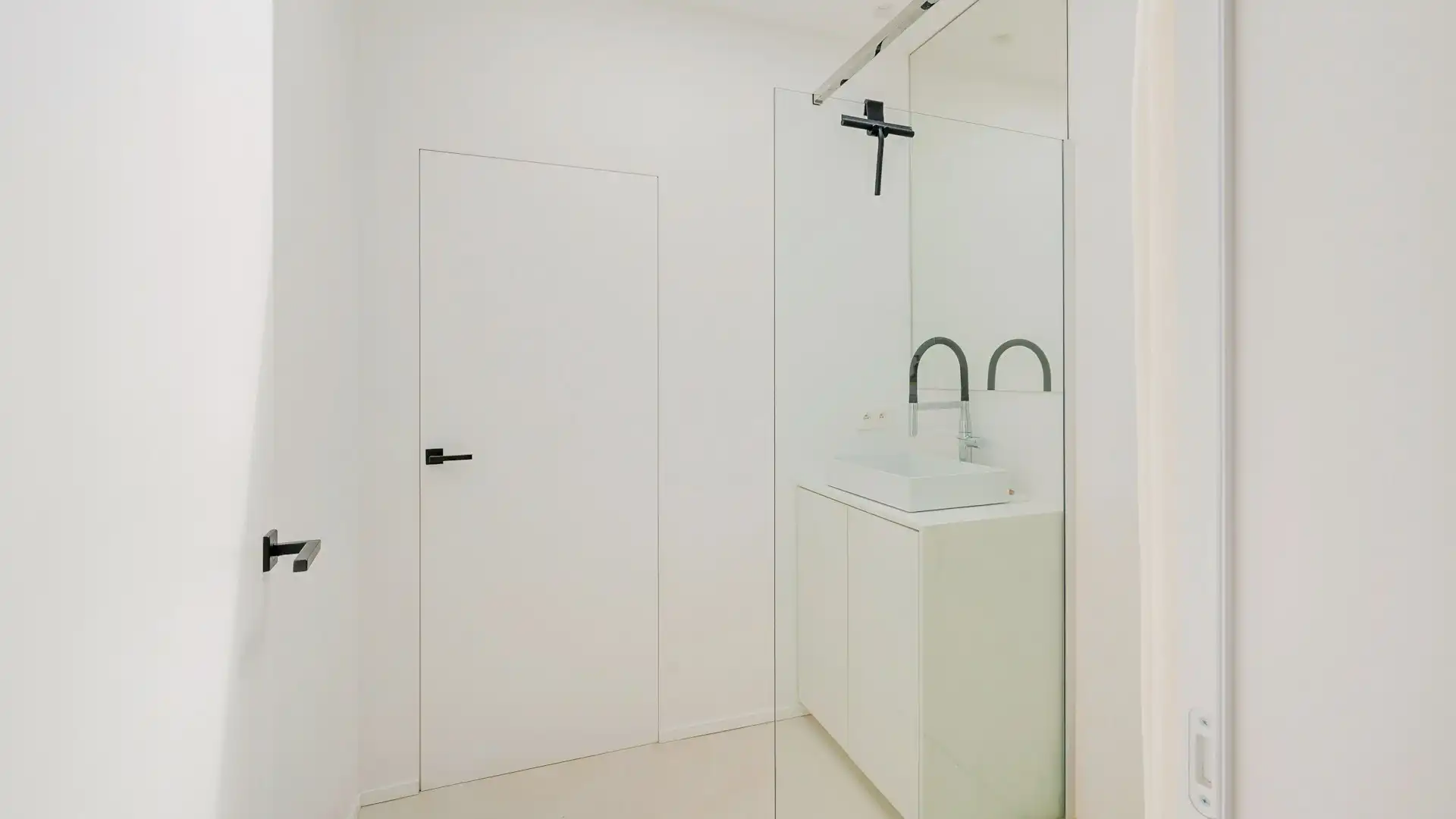 Prachtig gerenoveerd huis inclusief garage te Oud Knokke foto 10