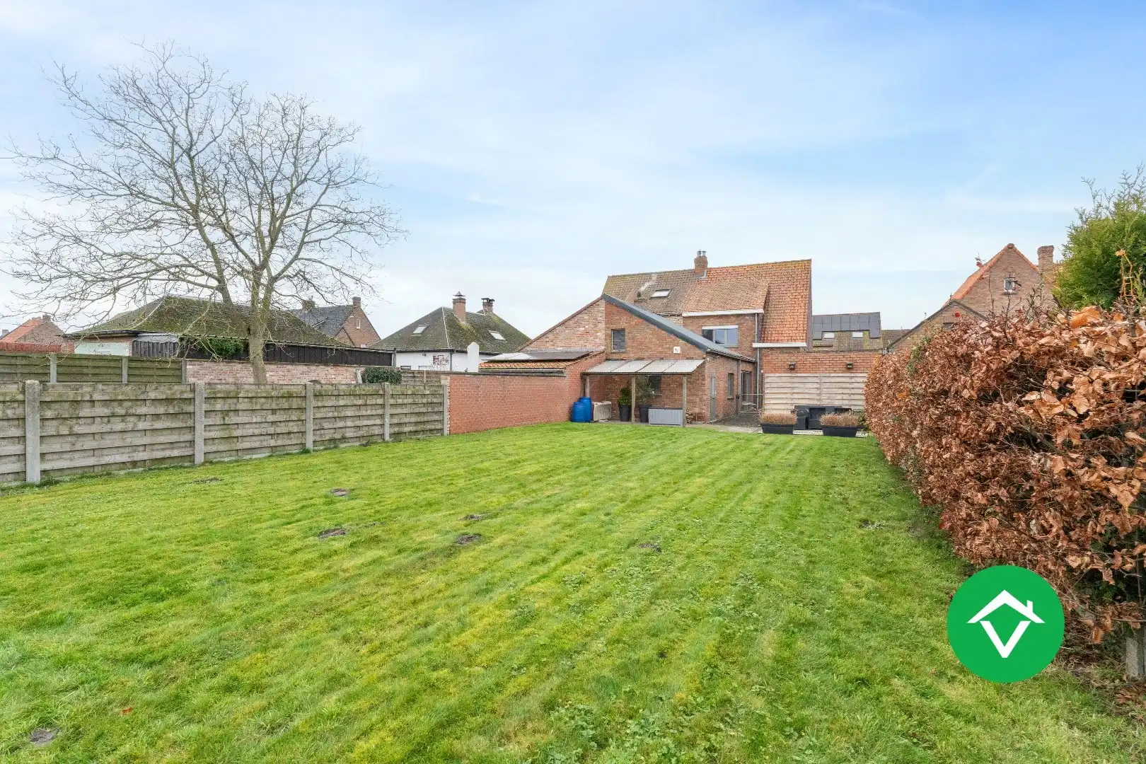 Instapklare woning met 2 slaapkamers en zicht op de groene velden te Eernegem foto 24