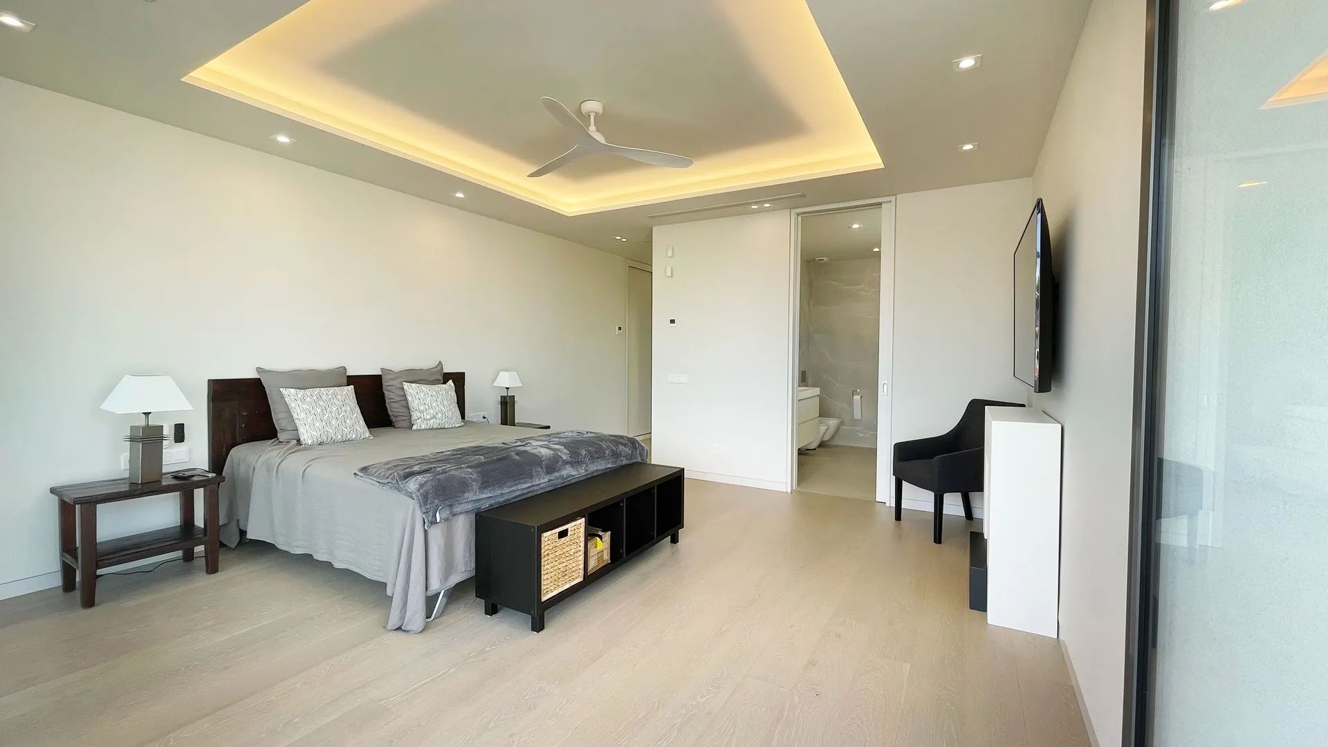 Modern meesterwerk in Nagüeles – waar luxe, ruimte en design samenkomen aan de Golden Mile van Marbella foto 18