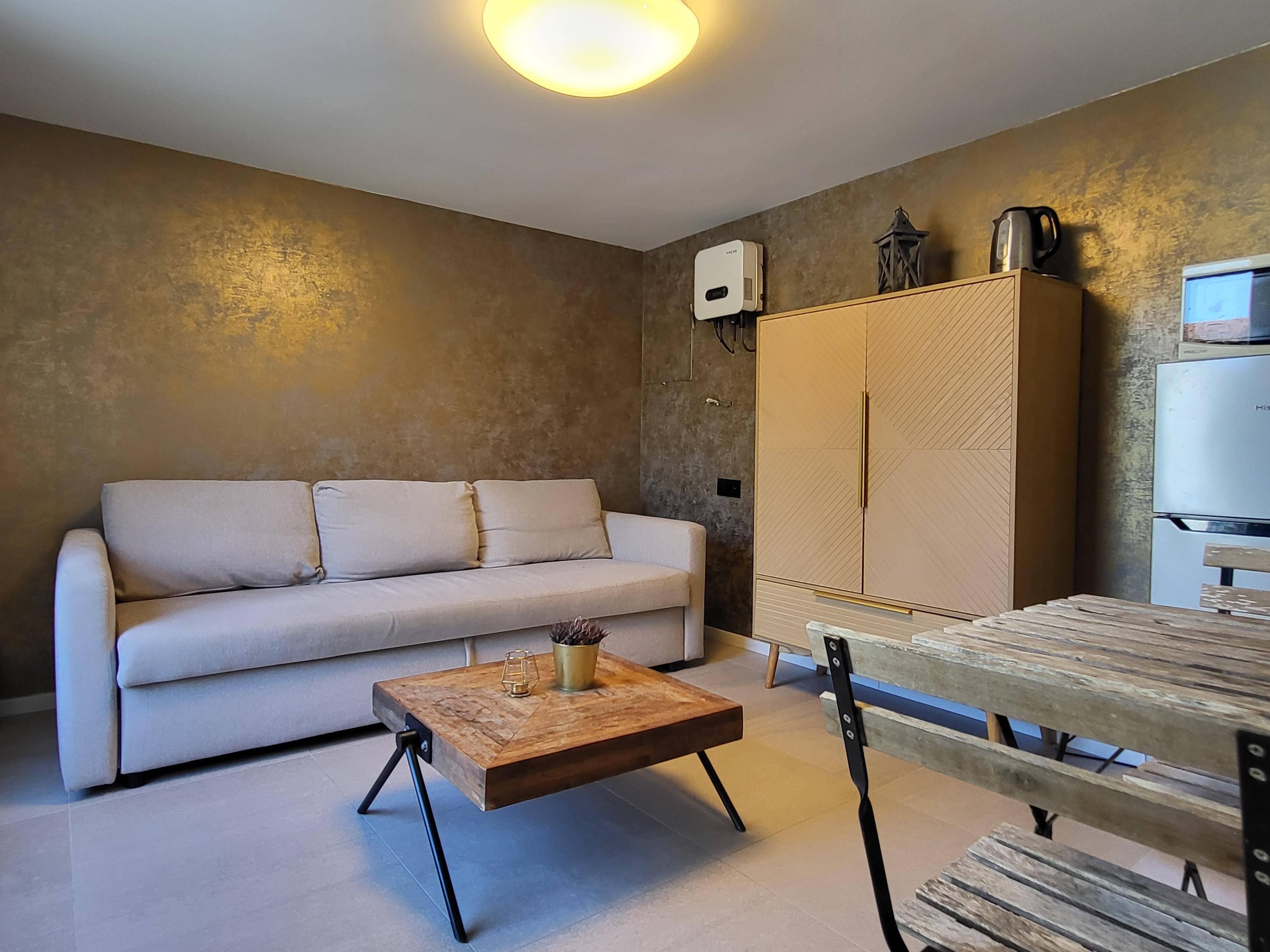 Prachtig gerenoveerde woning en bijgebouw op 571m² met commerciële doeleinden.  foto 28