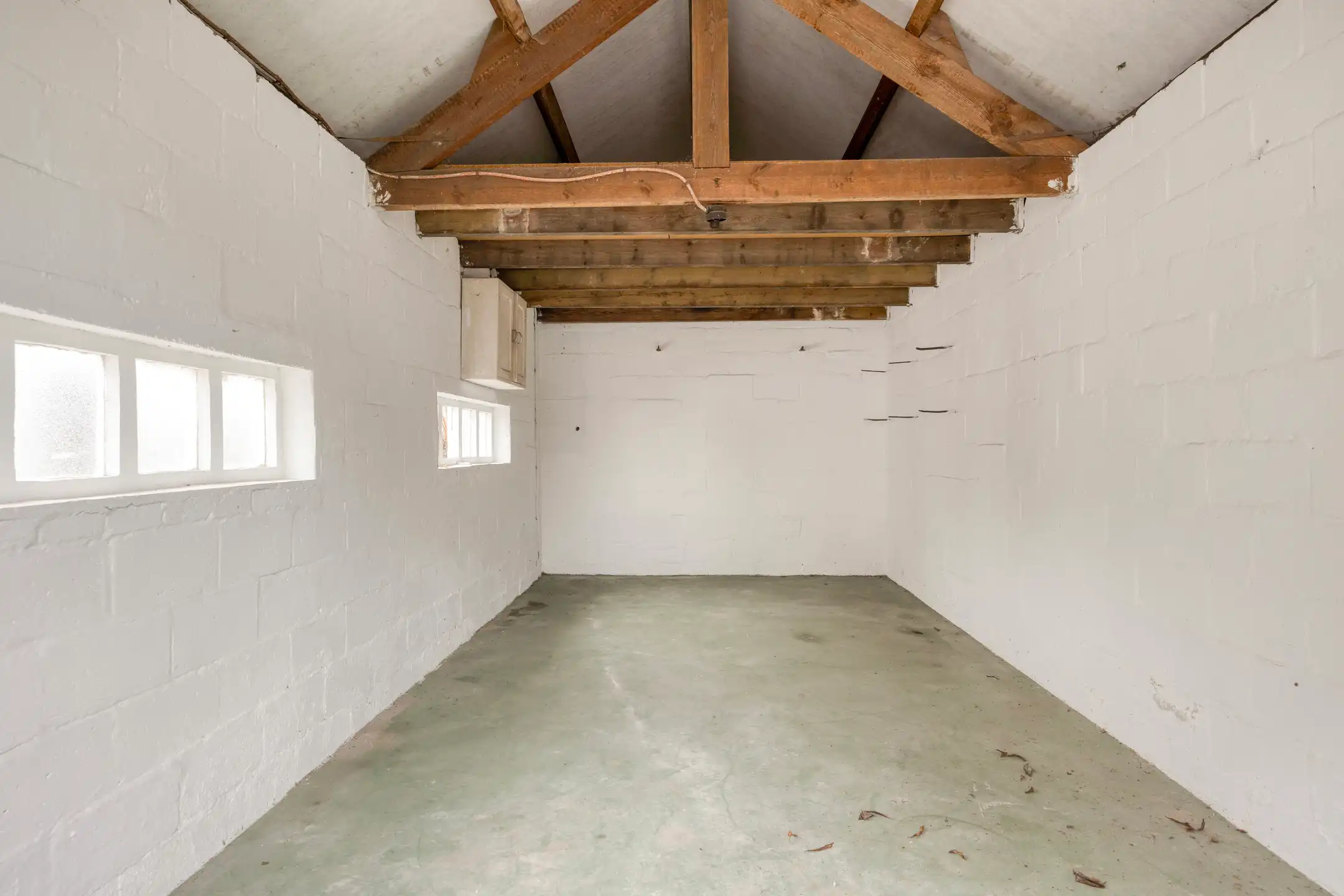 Ruime instapklare HOB met 4 slpks, tuin en garage foto 18