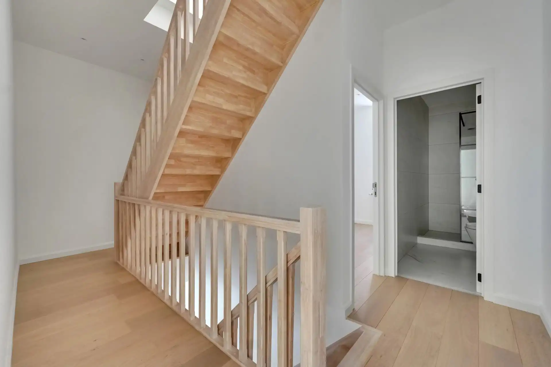 Ruime stadswoning met luxueuze afwerking foto 19